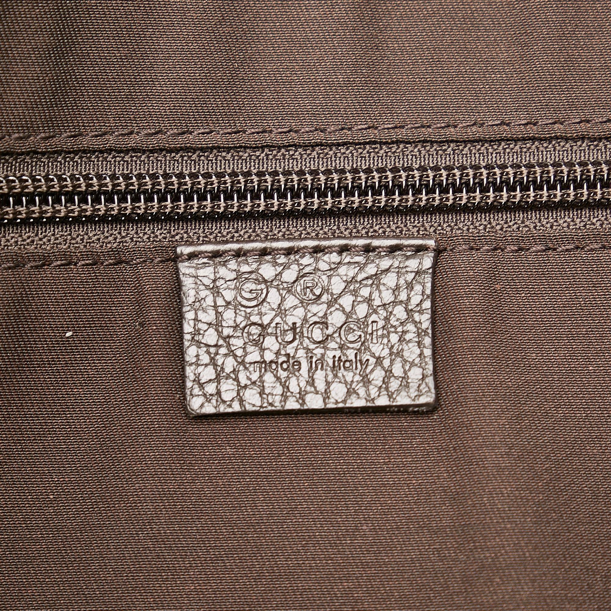 Gucci GG Nylon Crossbody Bag (SHG-36786)