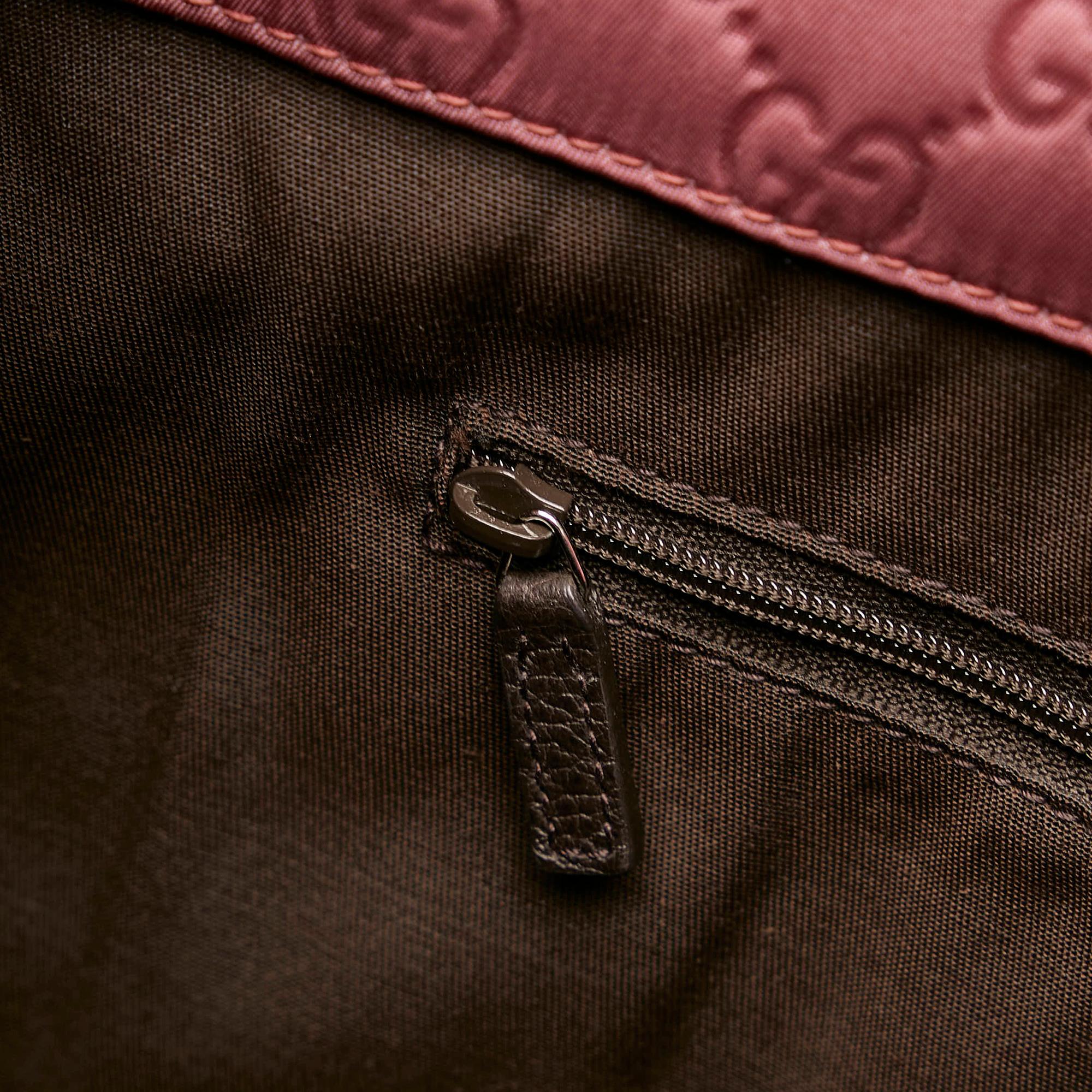 Gucci GG Nylon Tote Bag (SHG-28179)