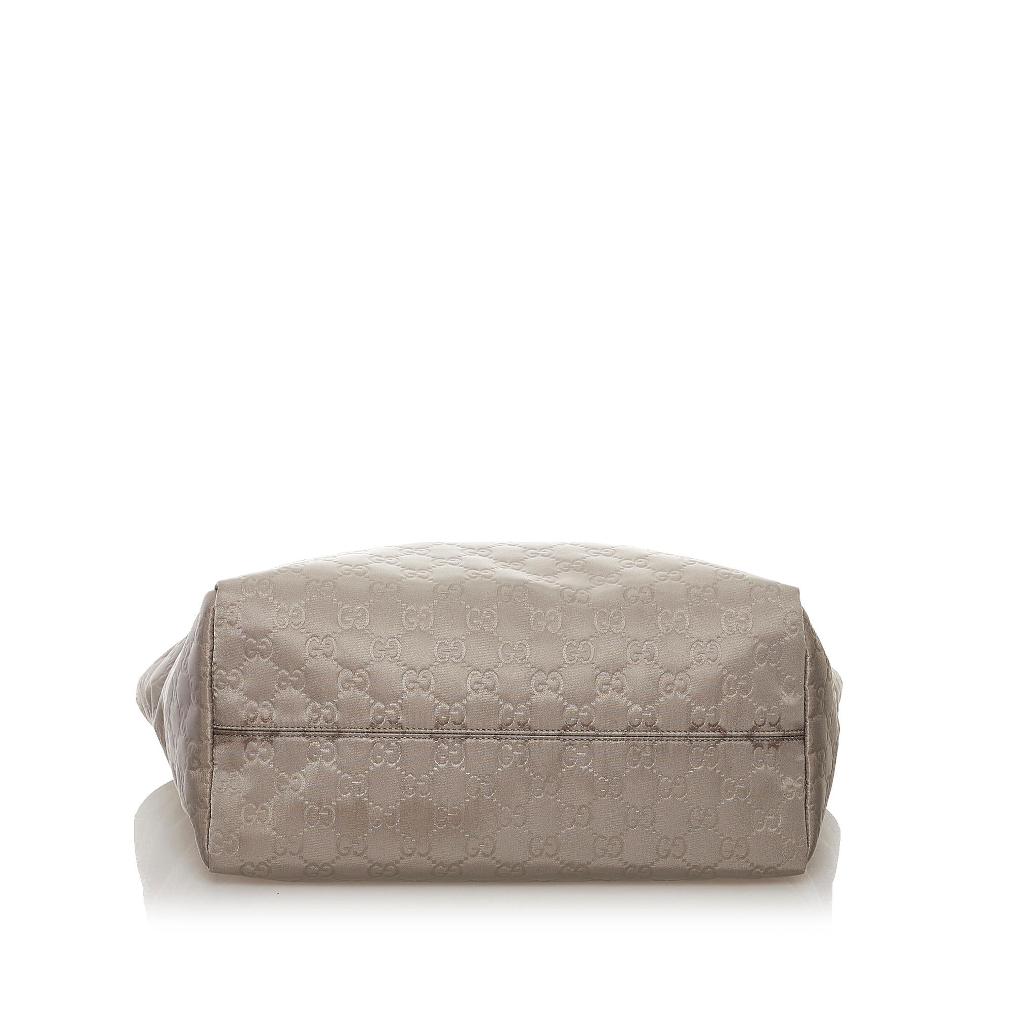 Gucci GG Nylon Tote Bag (SHG-34776)