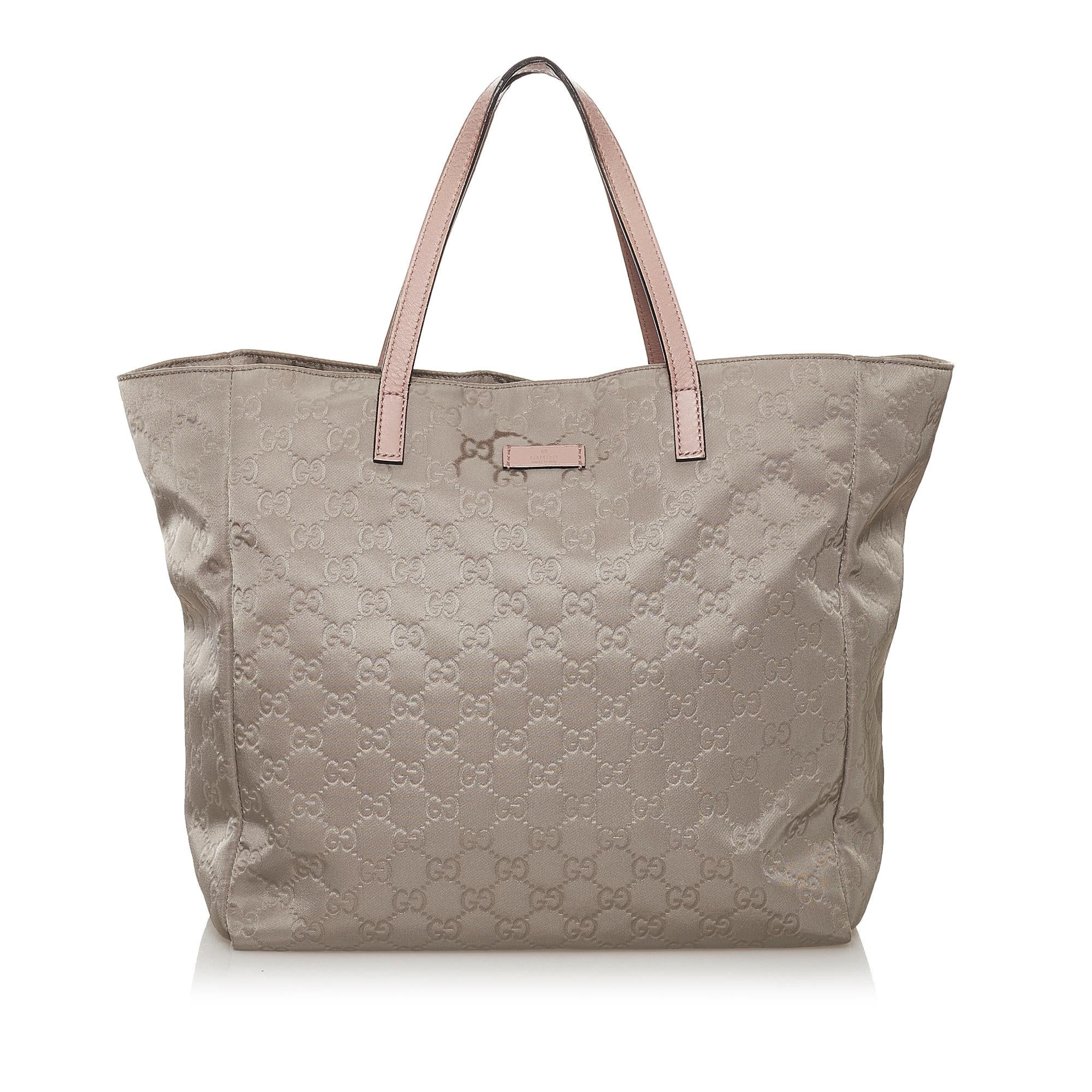 Gucci GG Nylon Tote Bag (SHG-34776)