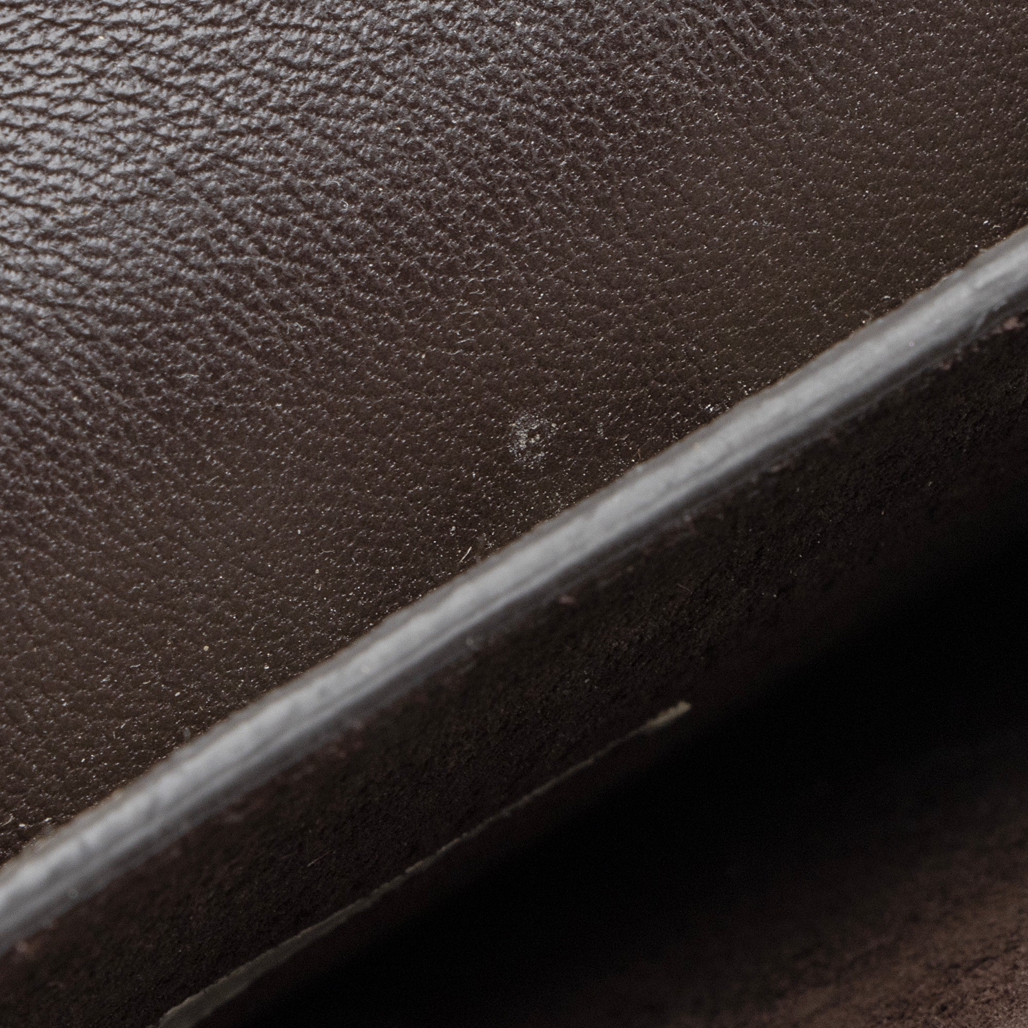 Gucci GG Supreme iPad Case (SHF-23407)