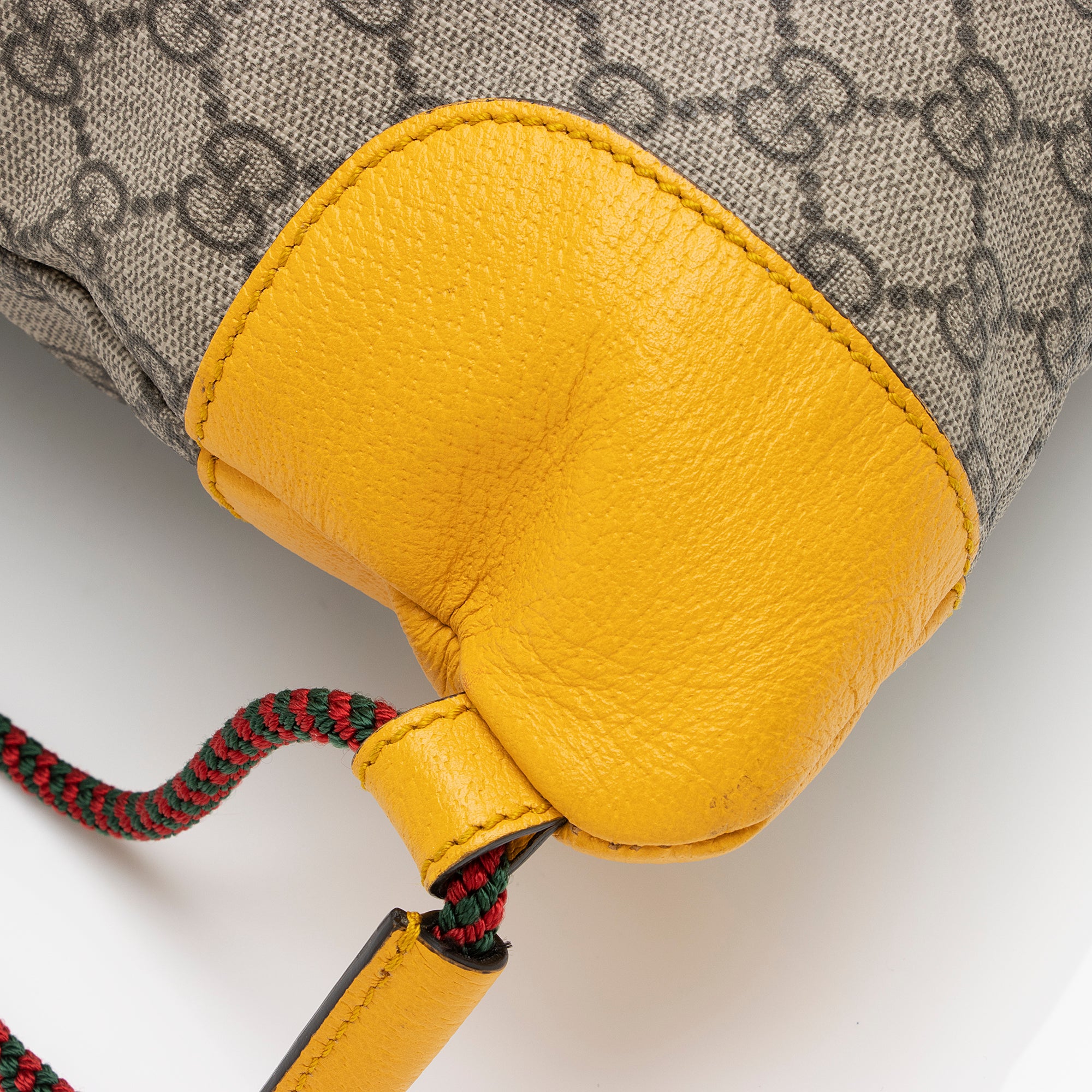 Gucci GG Supreme Neo Vintage Drawstring Backpack (SHF-23809)