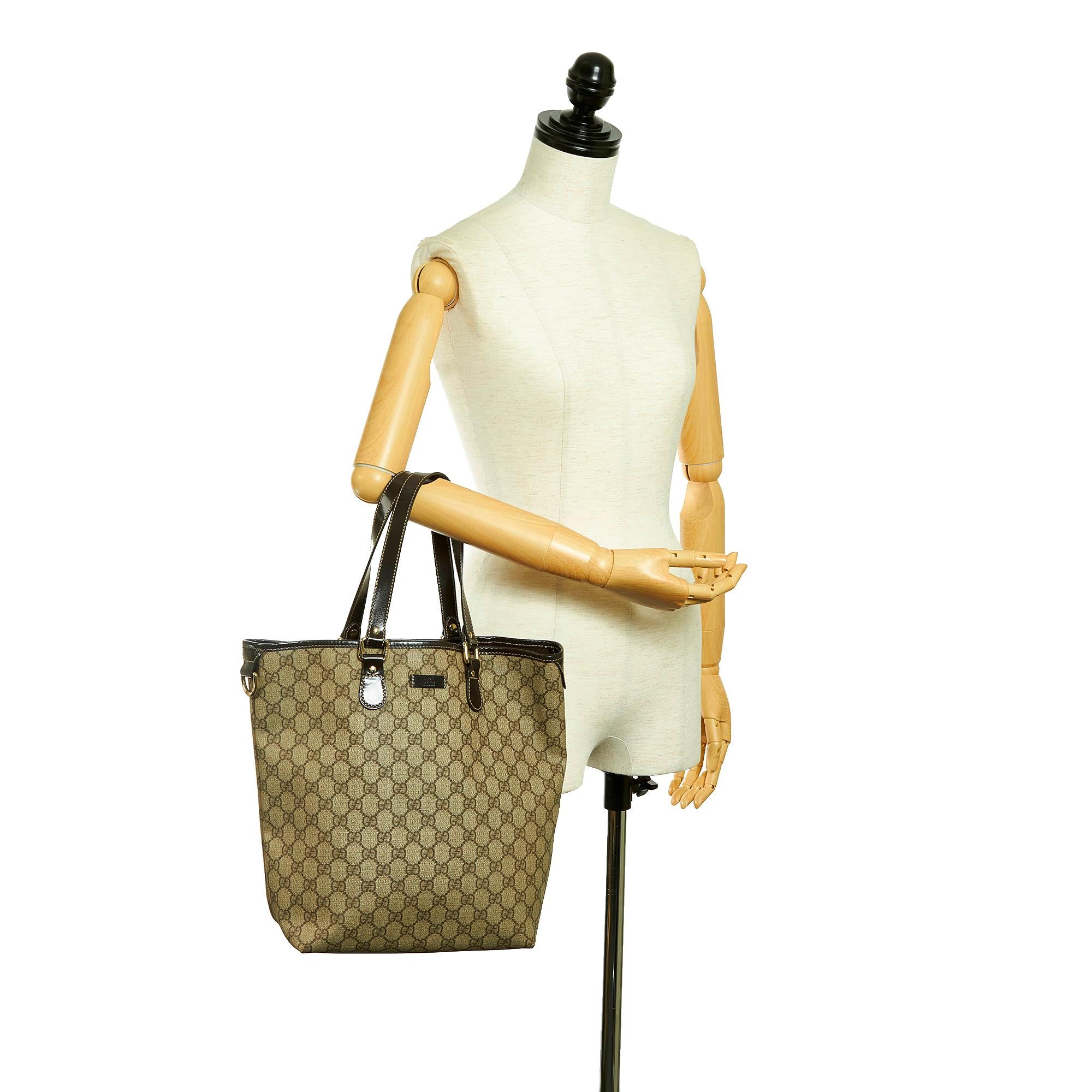 Gucci GG Supreme Tote Bag (SHG-31415)