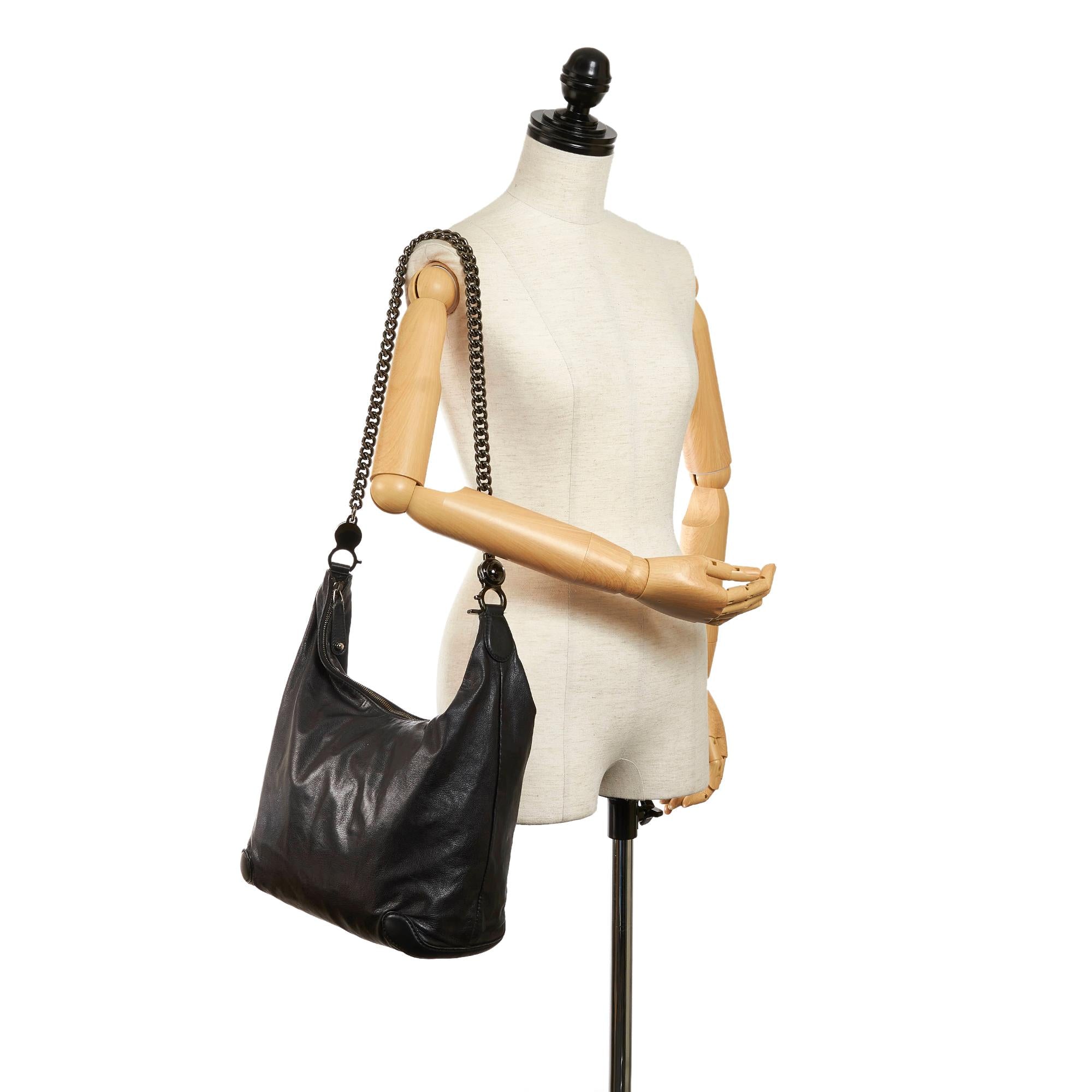 Gucci Galaxy Chain Leather Shoulder Bag (SHG-30815)