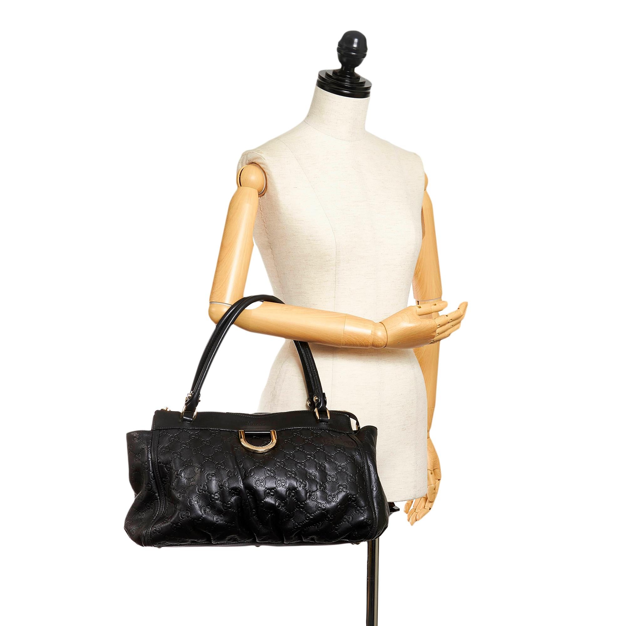 Gucci Guccissima Abbey D-Ring Shoulder Bag (SHG-32003)