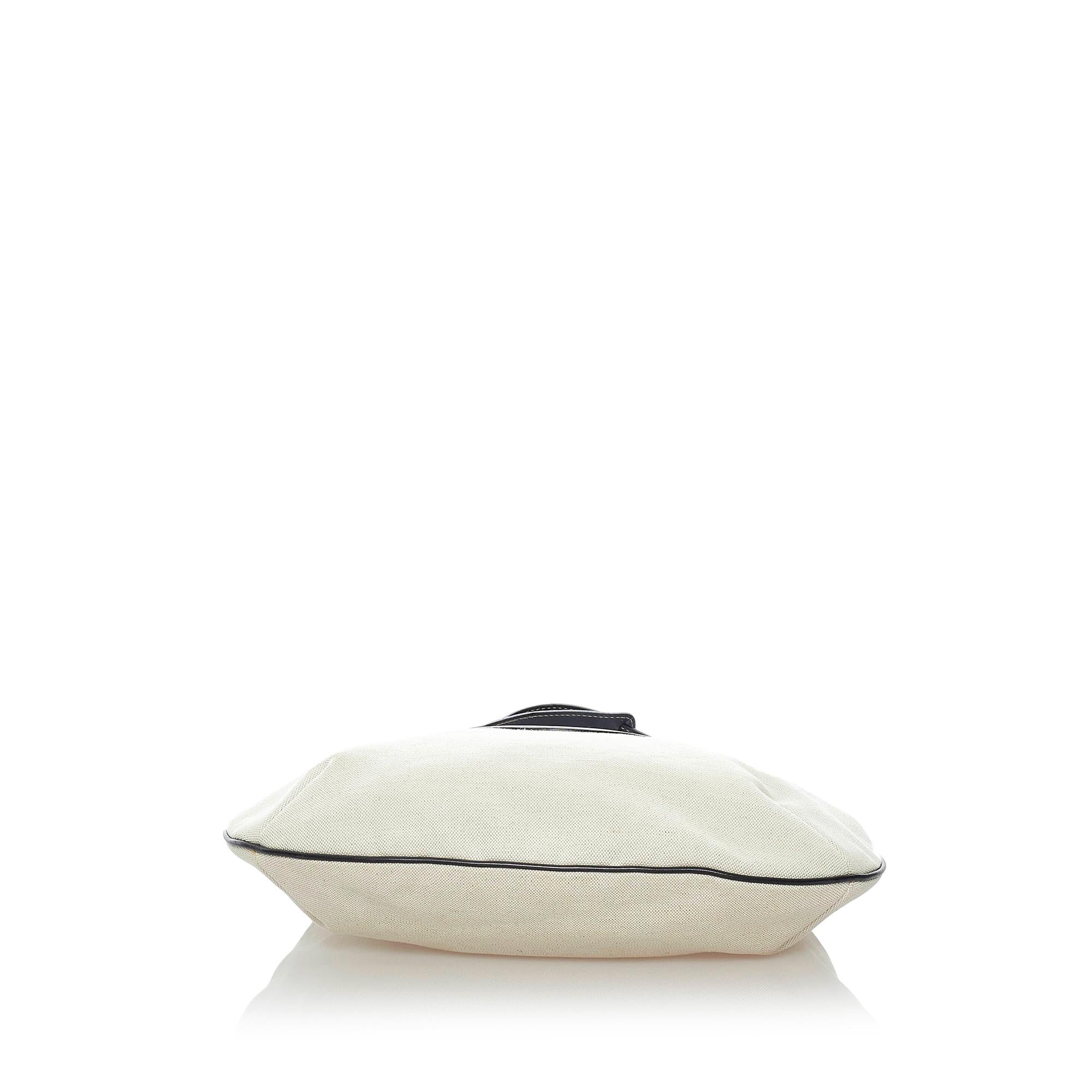 Gucci Hysteria Crest Hobo Bag (SHG-33212)