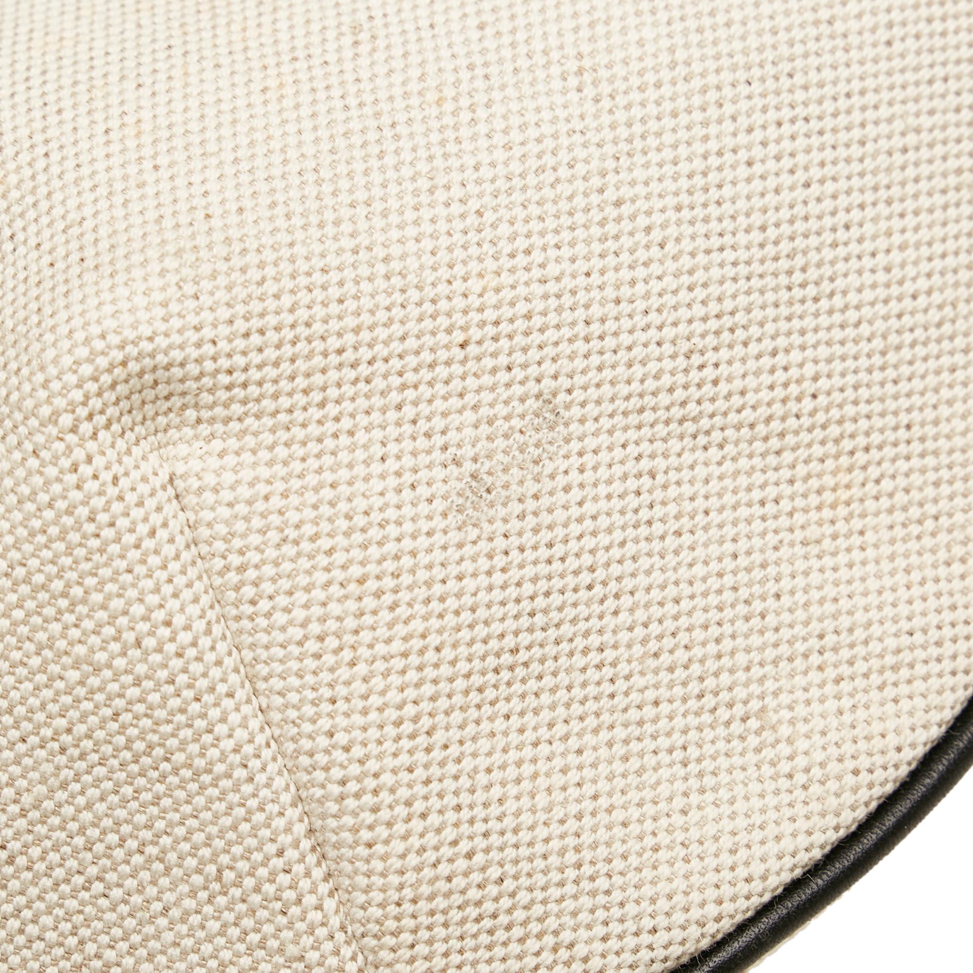 Gucci Hysteria Crest Hobo (SHG-36645)