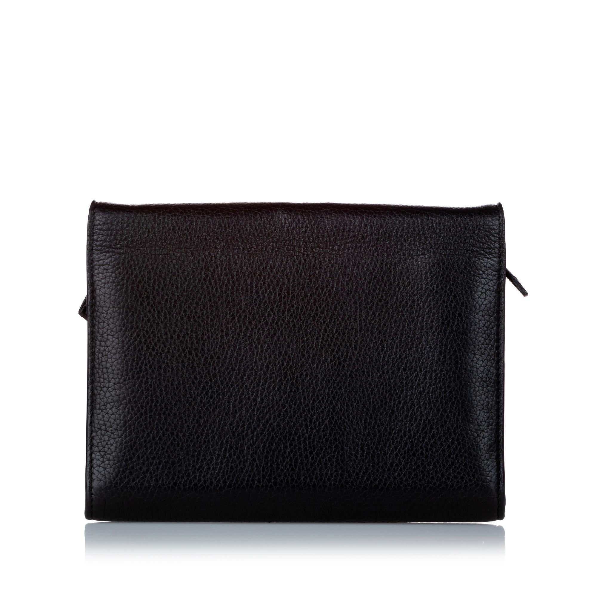 Gucci Interlocking G Chain Leather Crossbody Bag (SHG-29556)