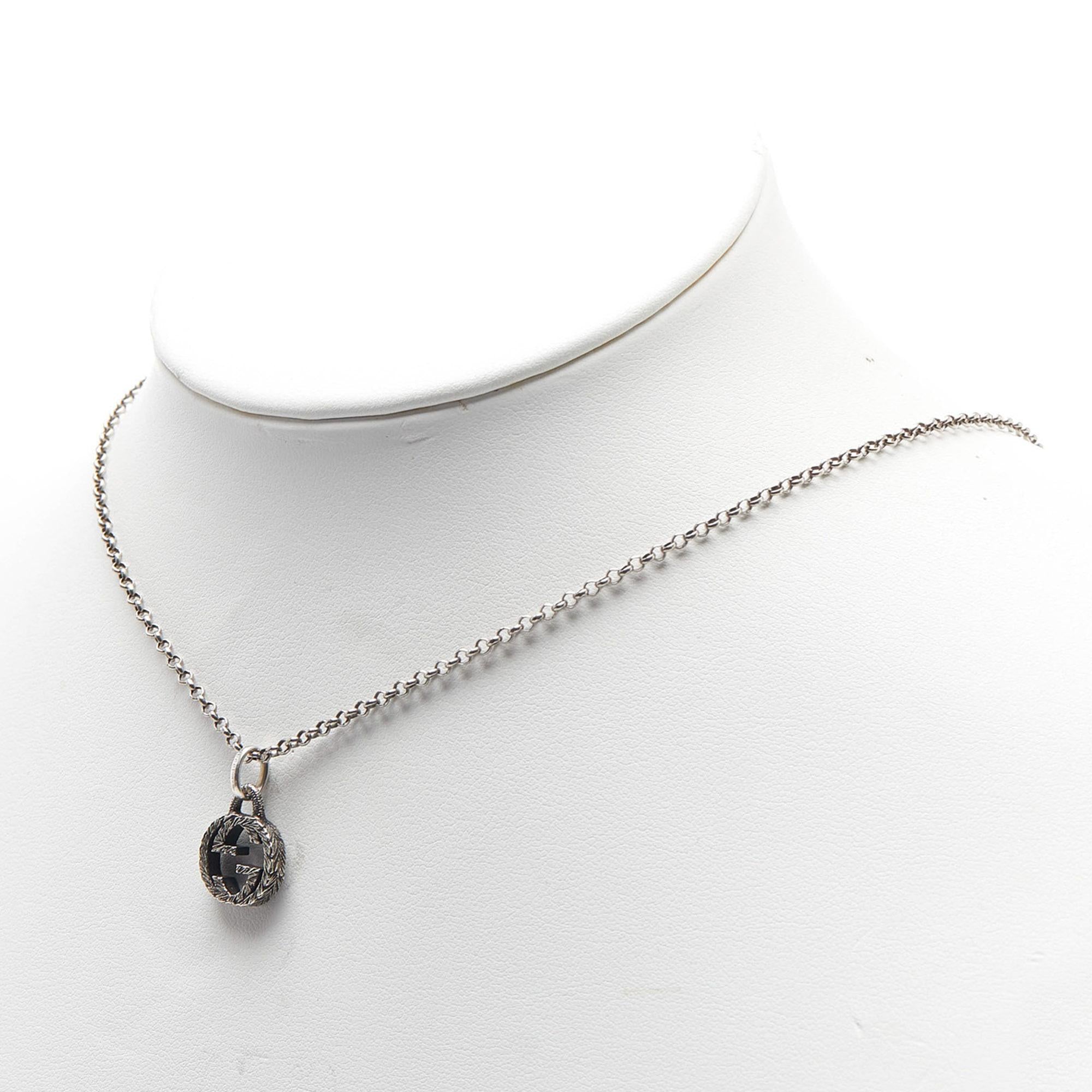 Gucci Interlocking G Pendant Necklace (SHG-TwGZdI)