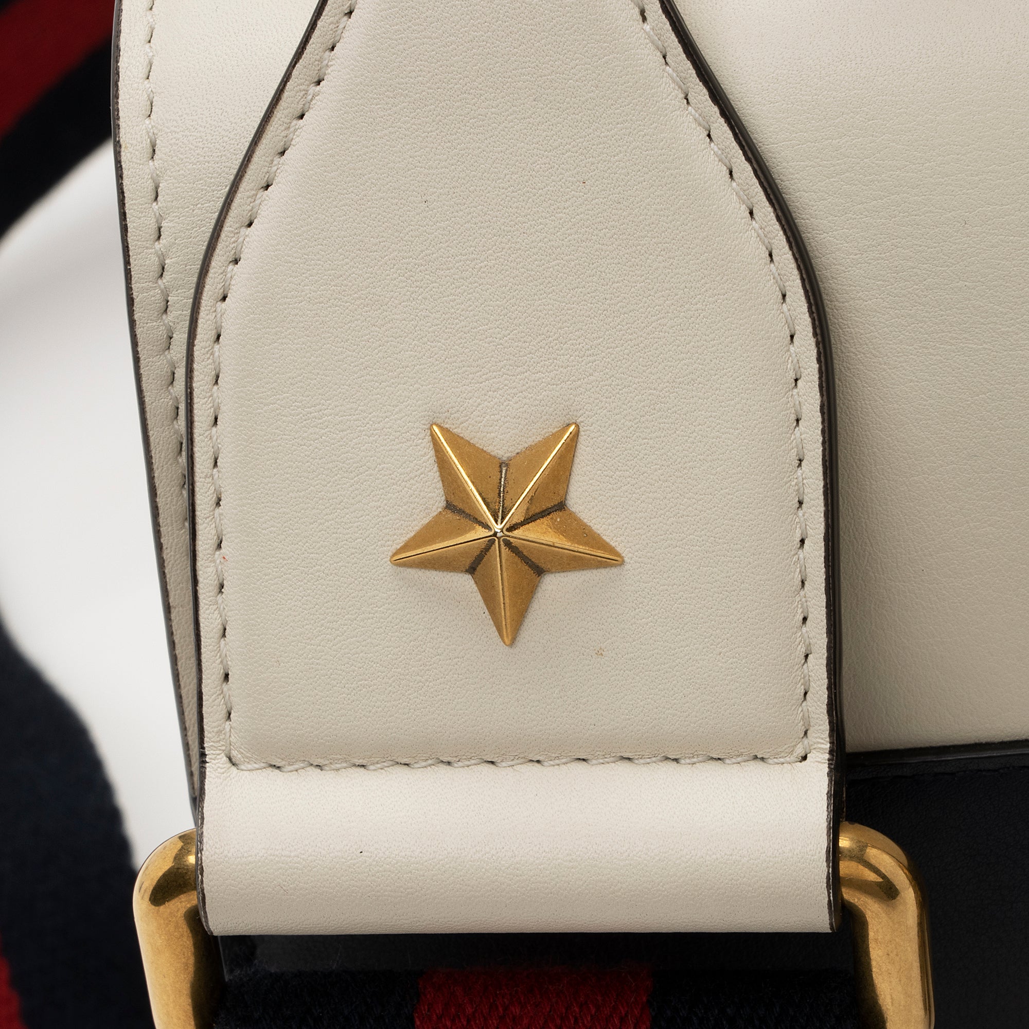 Gucci Leather Borsa Dionysus Top Handle Medium Satchel (SHF-22200)