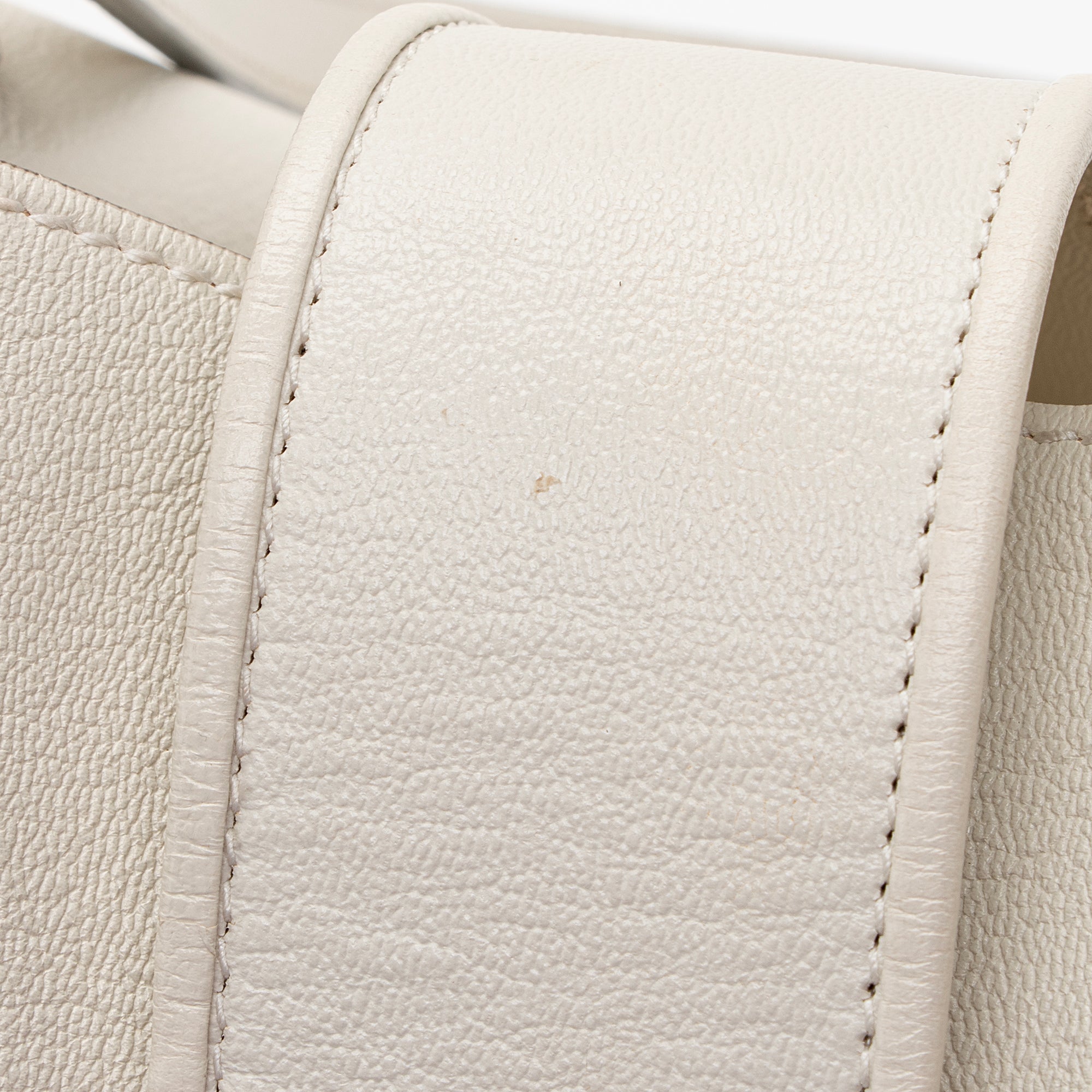 Gucci Leather Dahlia Medium Tote (SHF-22301)