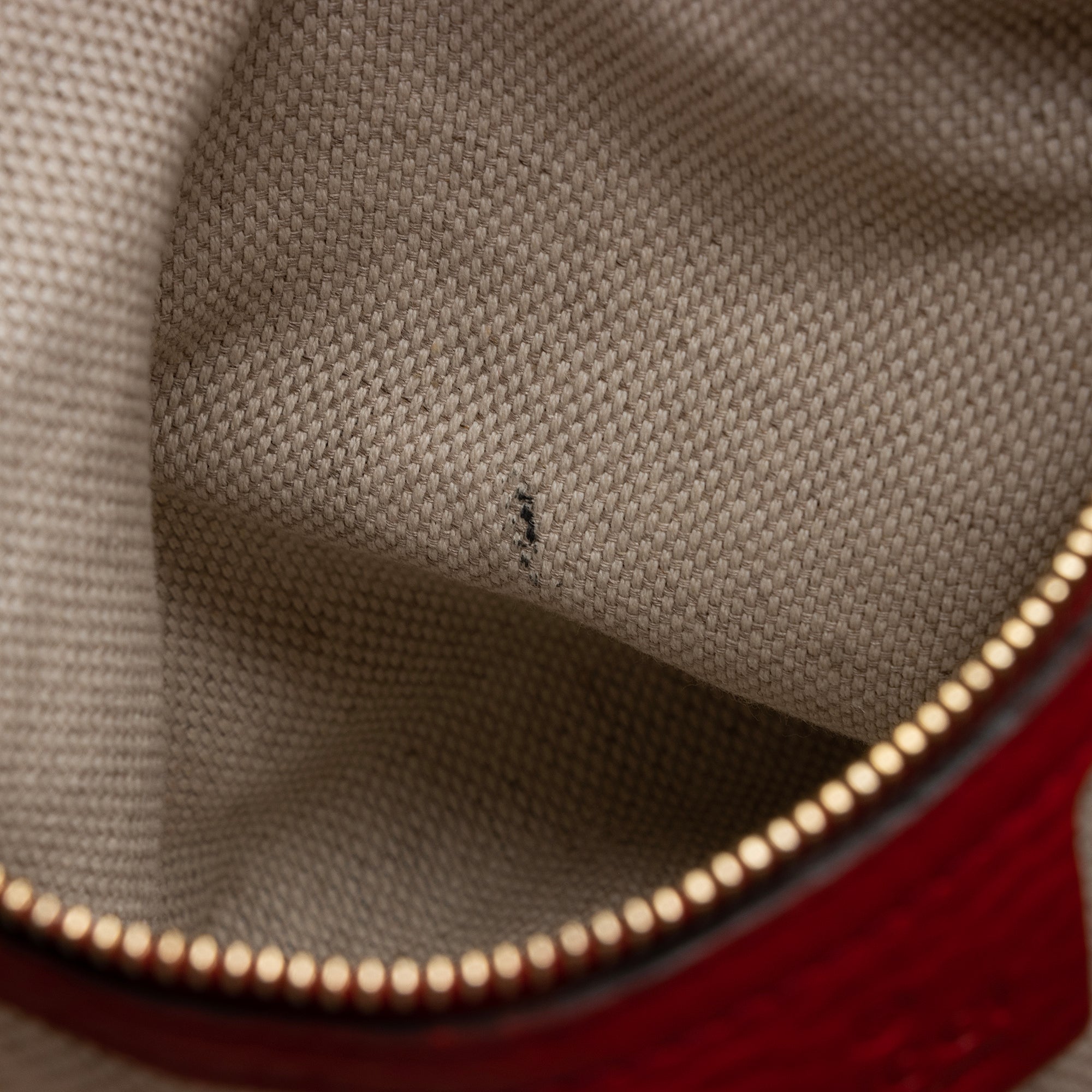 Gucci Leather Soho Medium Tote (SHF-L8cdCw)