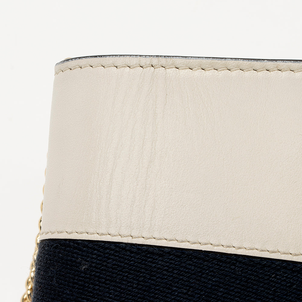 Gucci Leather Sylvie Super Mini Bag (SHF-19428)