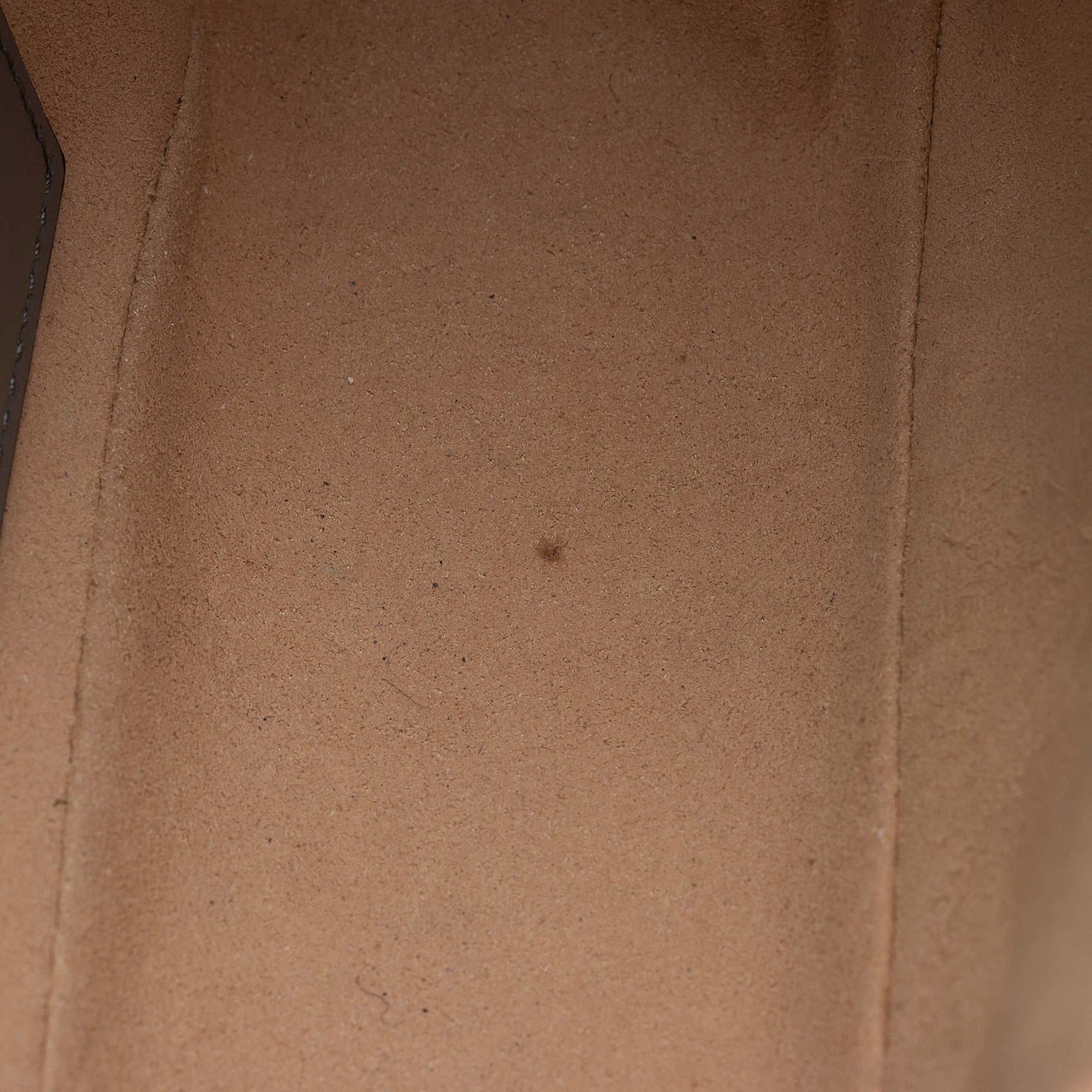 Gucci Matelasse Leather Aria GG Marmont Small Shoulder Bag (SHF-ftU2zH)