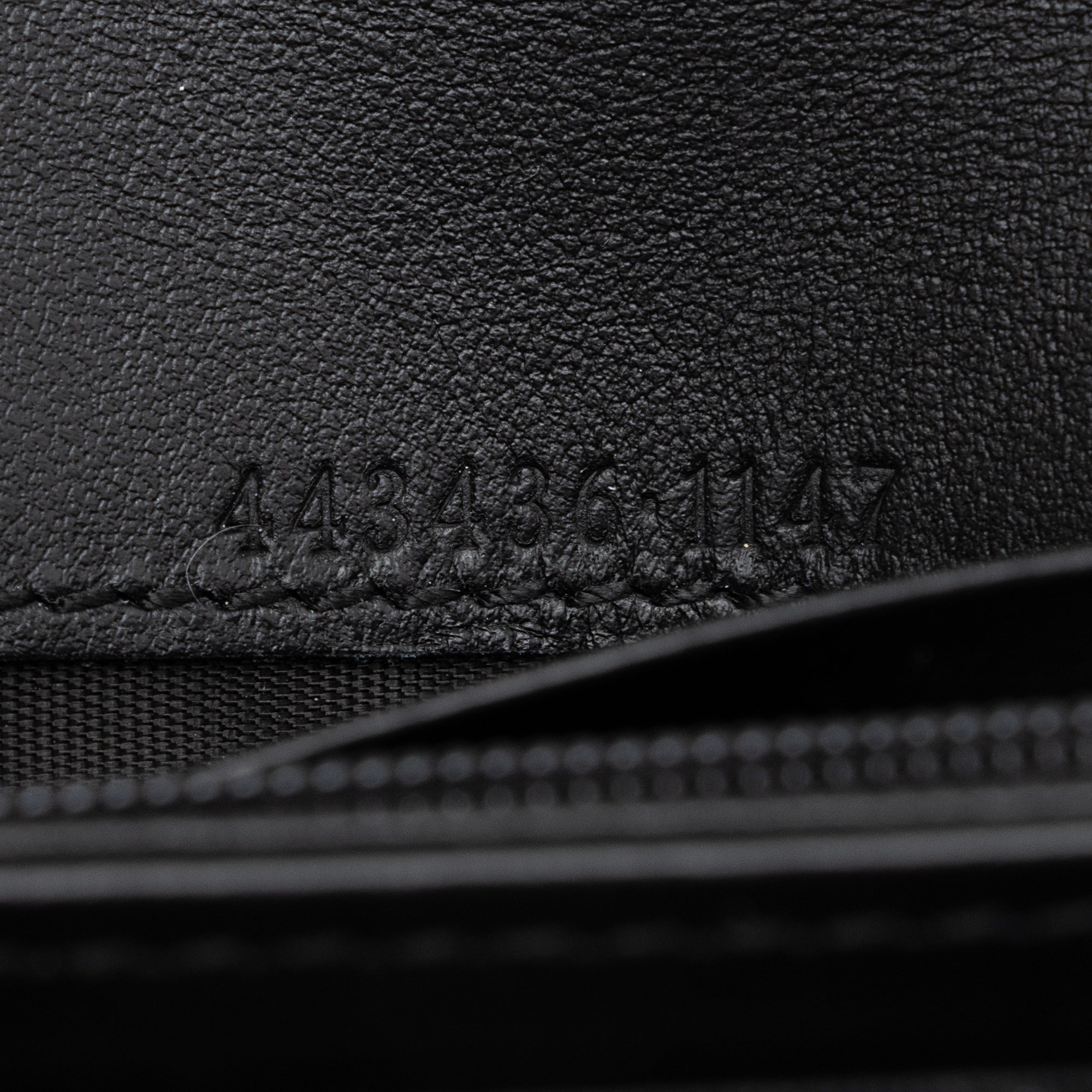 Gucci Matelasse Leather GG Marmont Continental Wallet (SHF-22692)