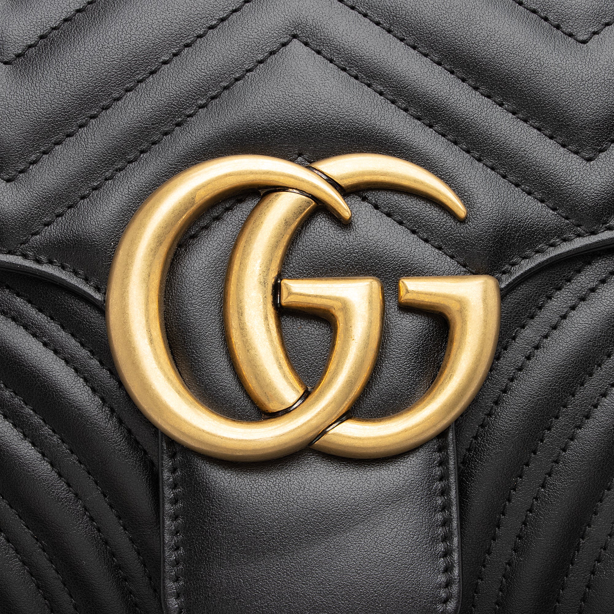 Gucci Matelasse Leather GG Marmont Medium Shoulder Bag (SHF-23019)