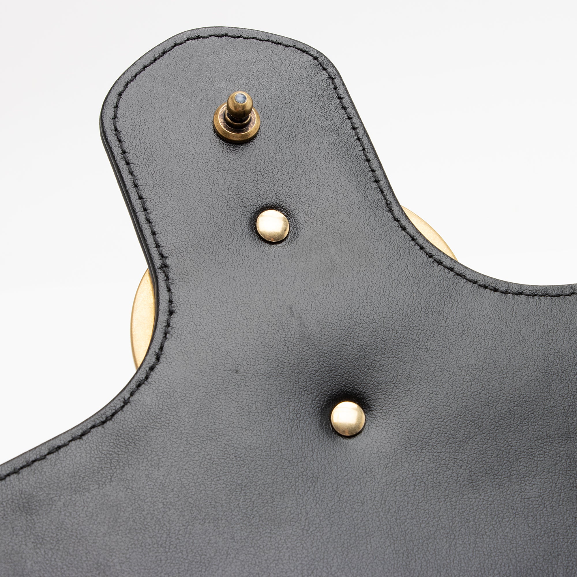 Gucci Matelasse Leather GG Marmont Medium Shoulder Bag (SHF-23019)