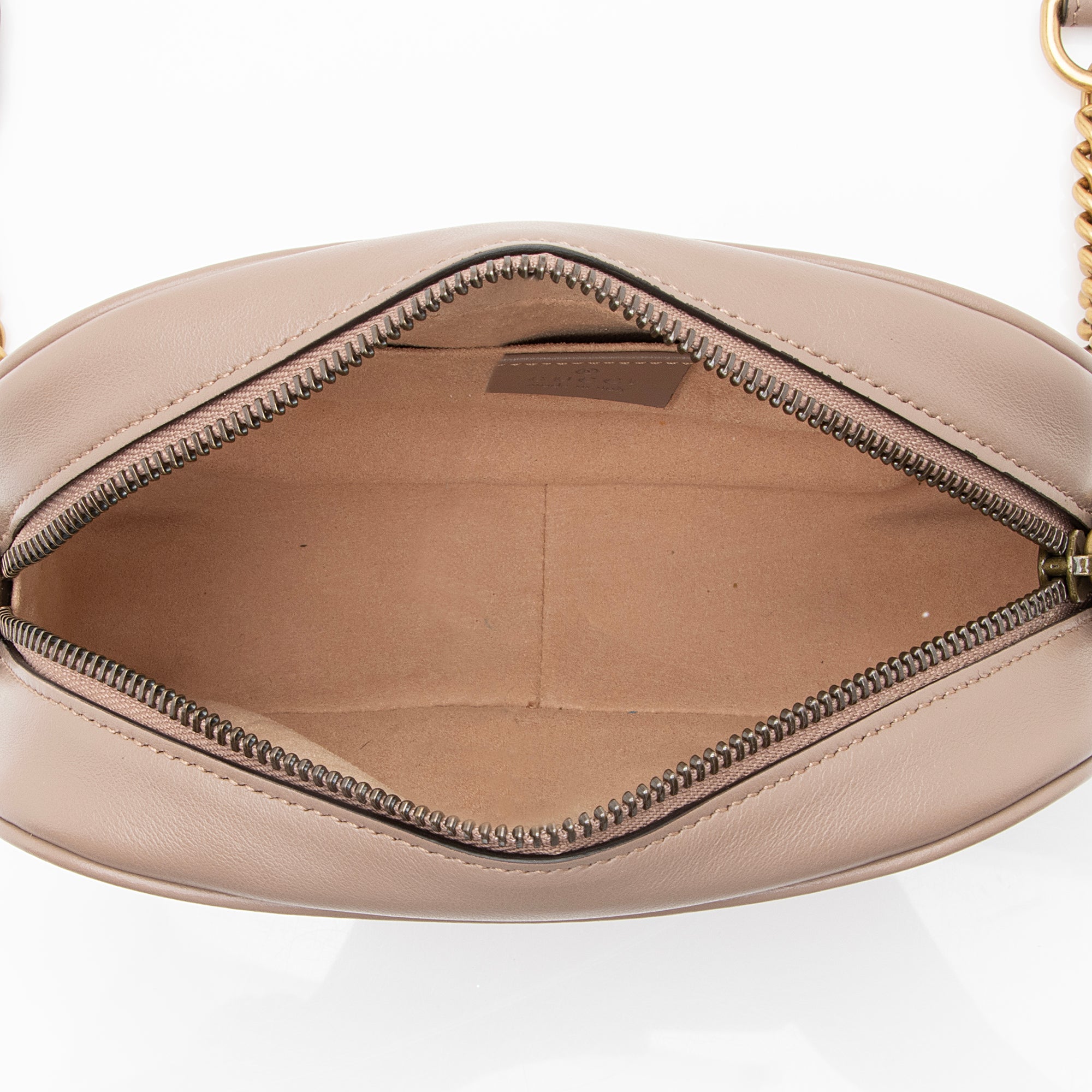 Gucci Matelasse Leather GG Marmont Mini Bag (SHF-nbQ6MC)