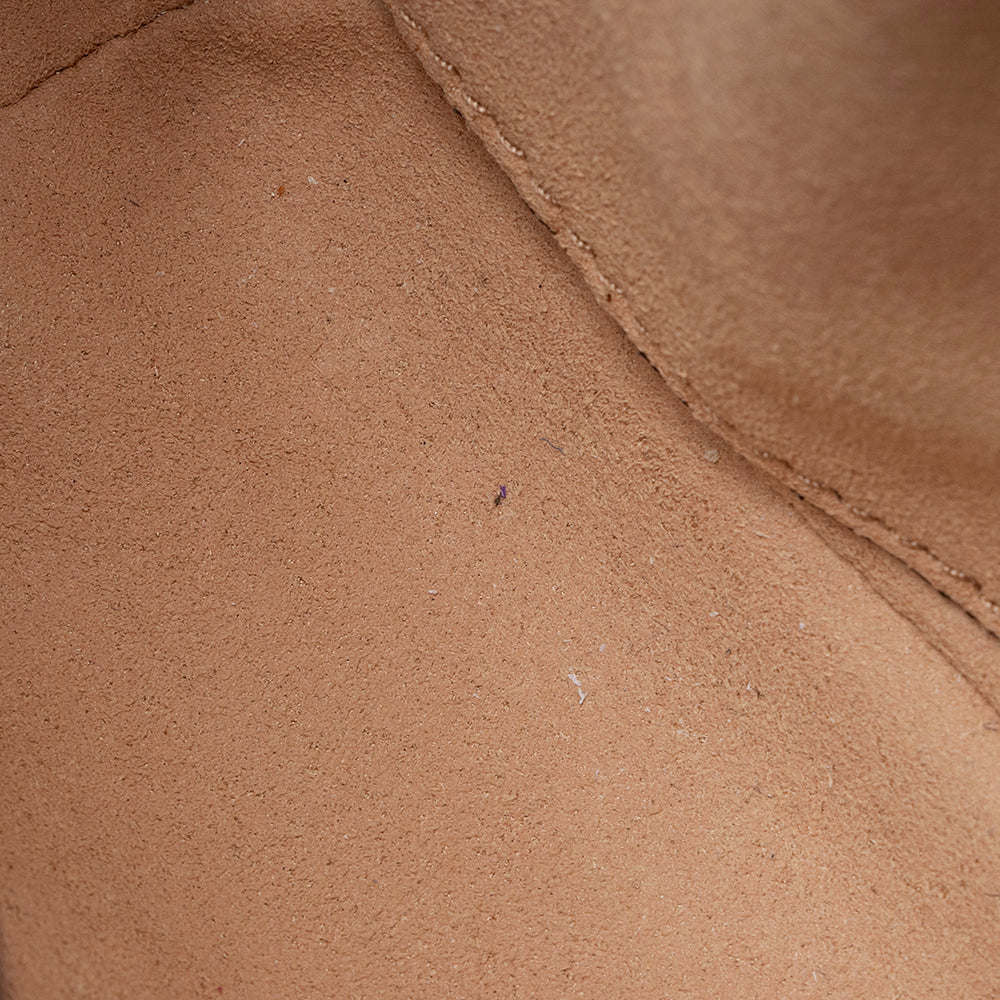 Gucci Matelasse Leather GG Marmont Mini Shoulder Bag (SHF-22106)