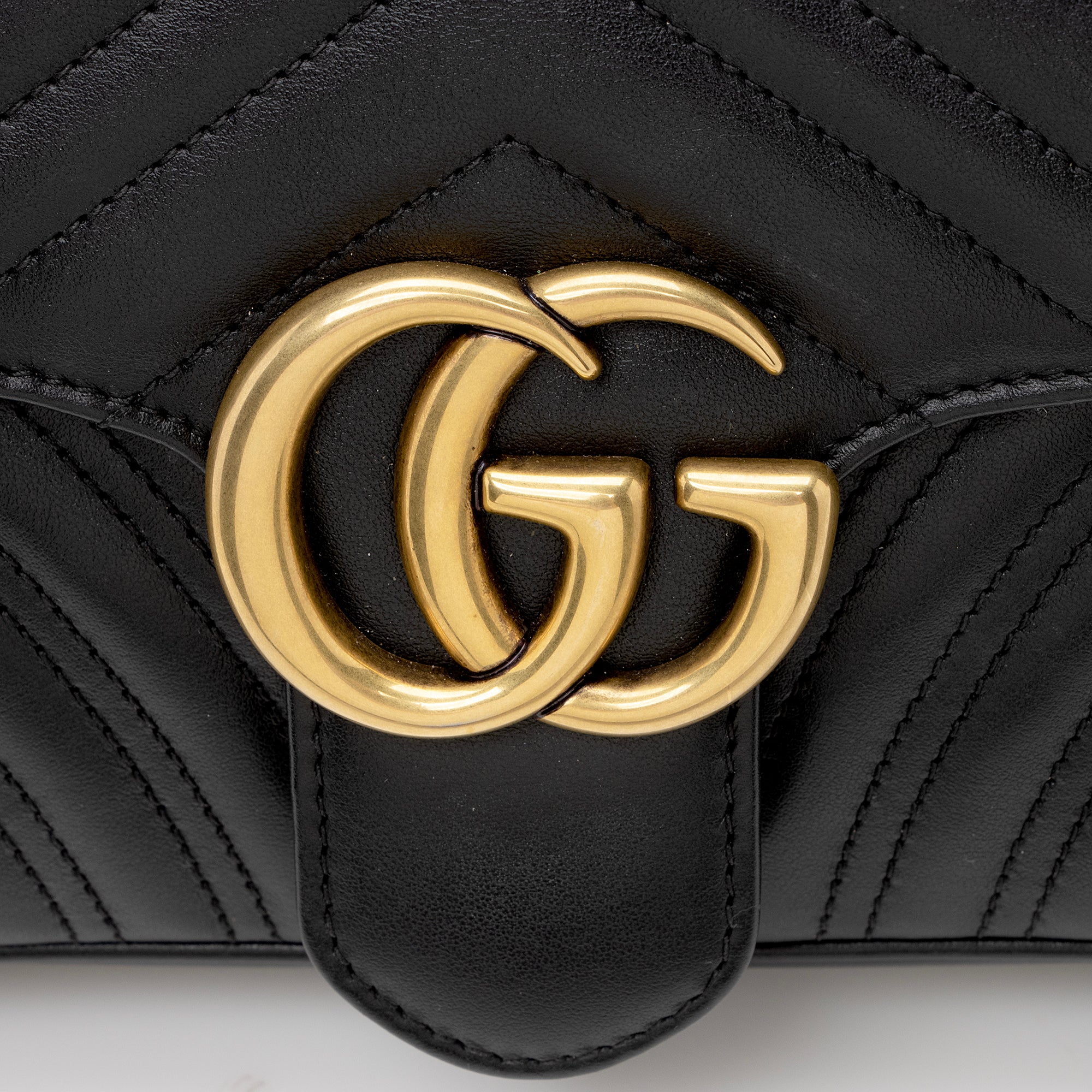 Gucci Matelasse Leather GG Marmont Small Bag (SHF-22300)