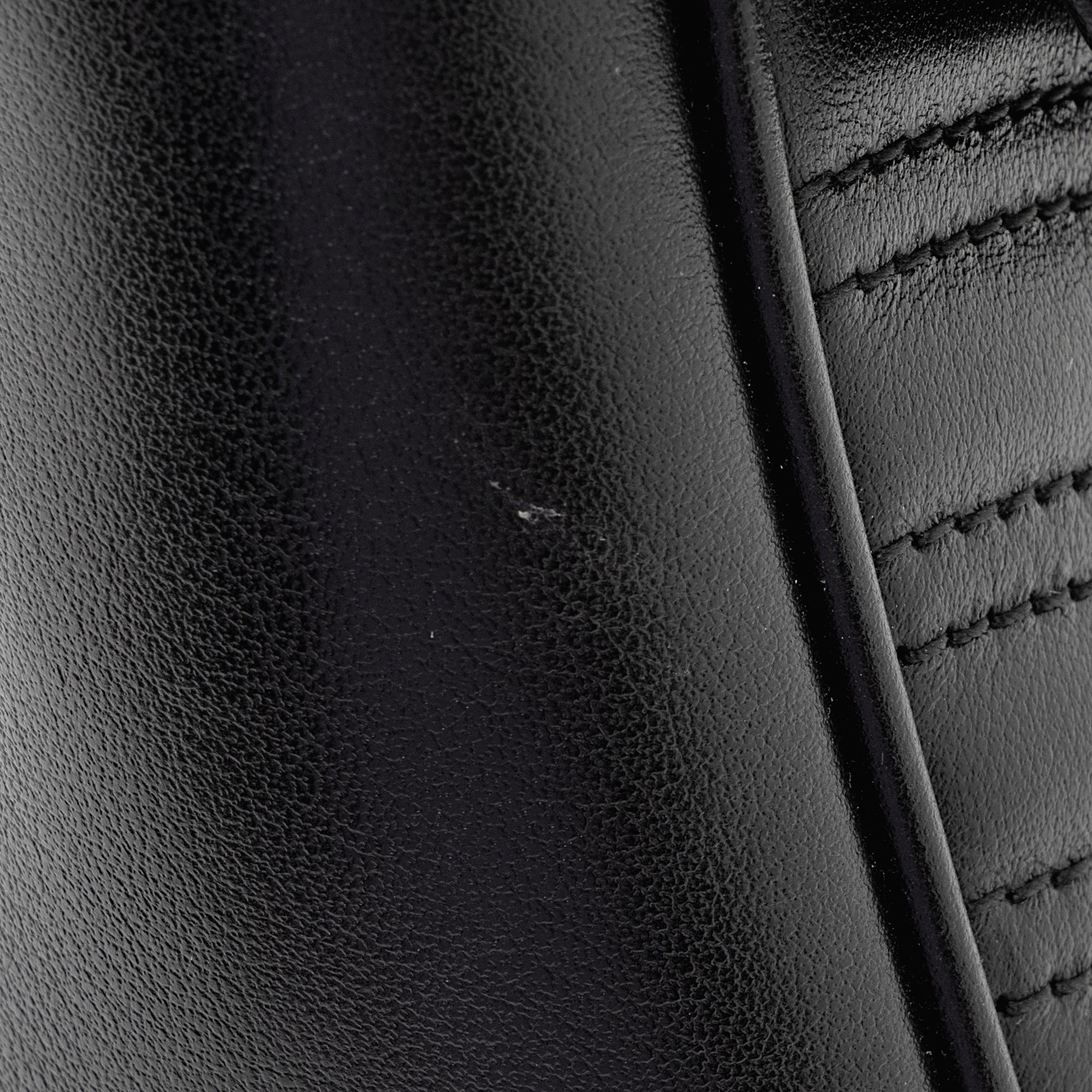 Gucci Matelasse Leather GG Marmont Small Bag (SHF-22300)