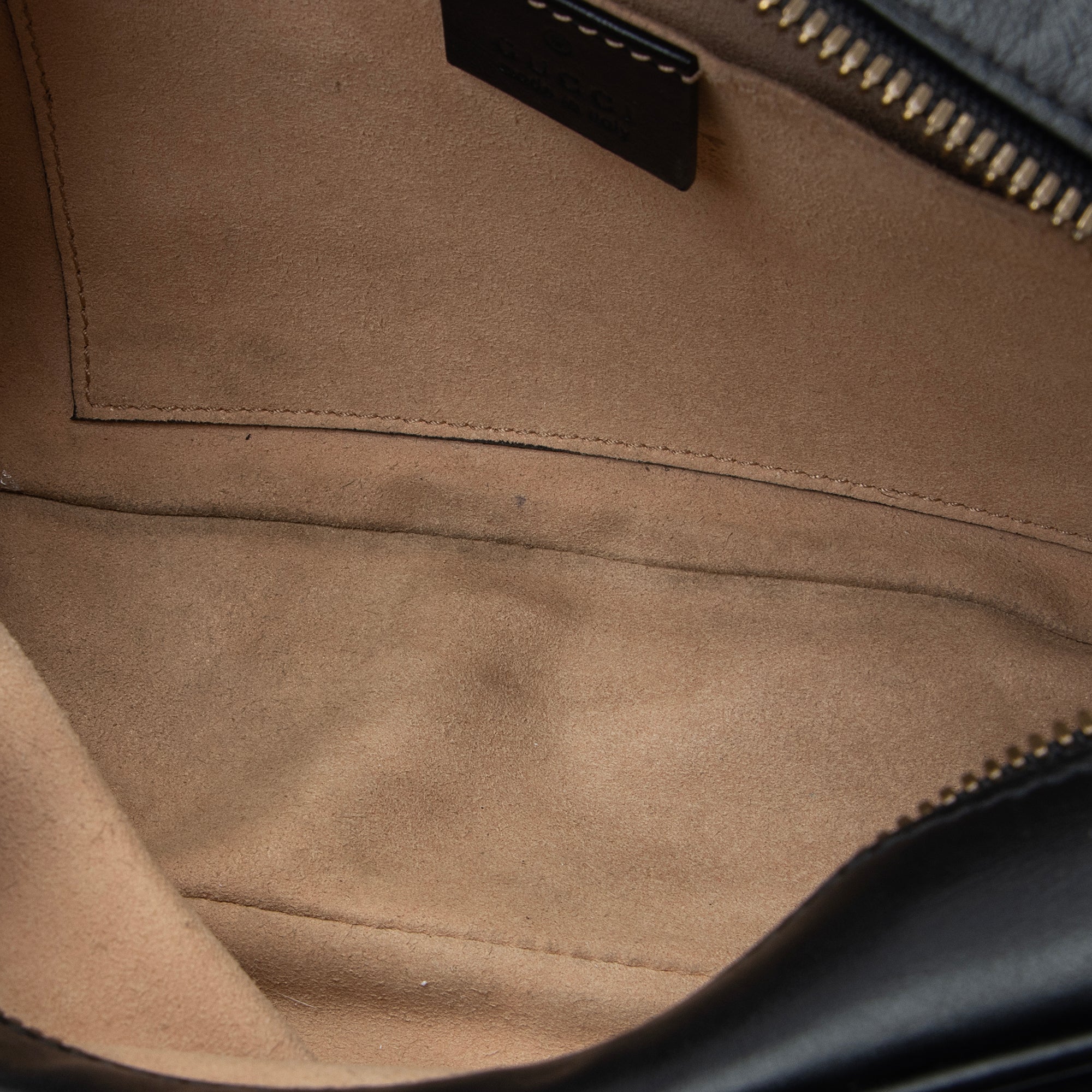 Gucci Matelasse Leather GG Marmont Small Shoulder Bag (SHF-23139)