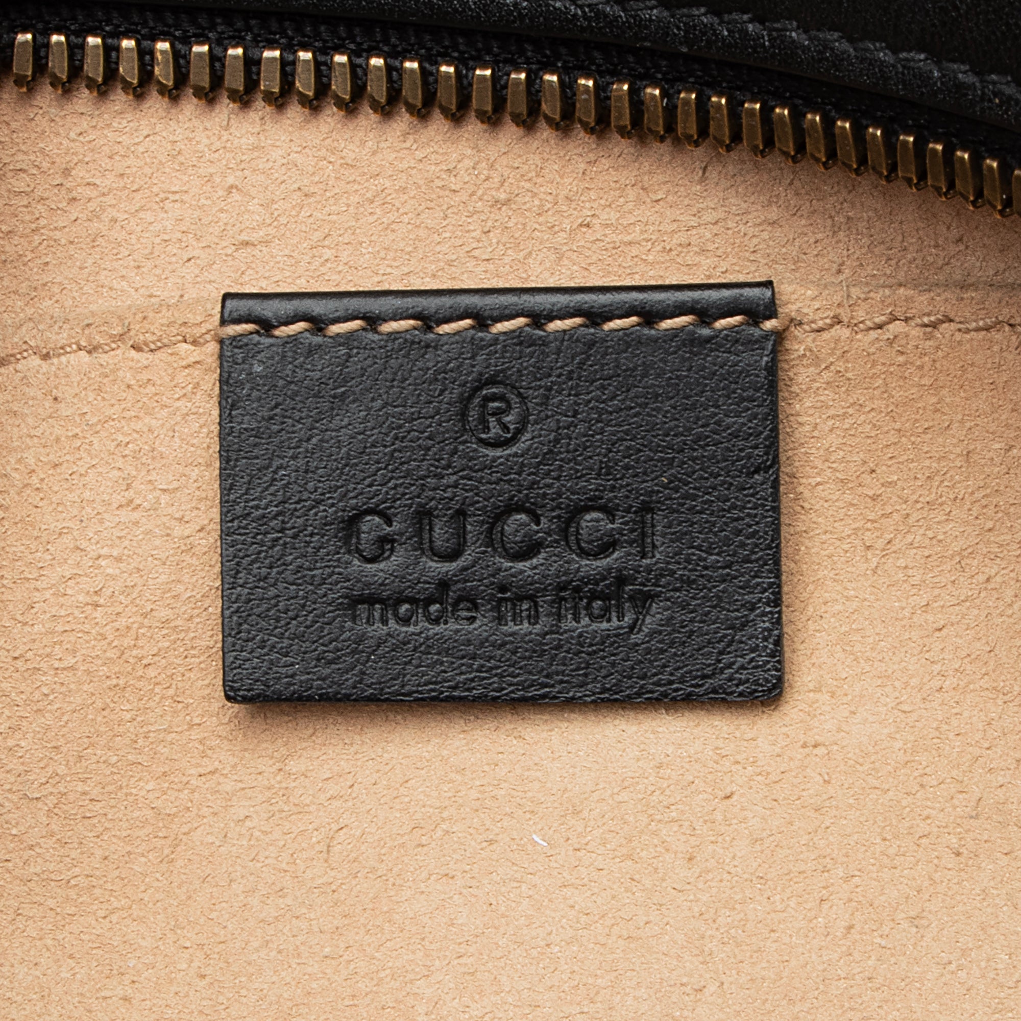 Gucci Matelasse Leather GG Marmont Small Shoulder Bag (SHF-23139)