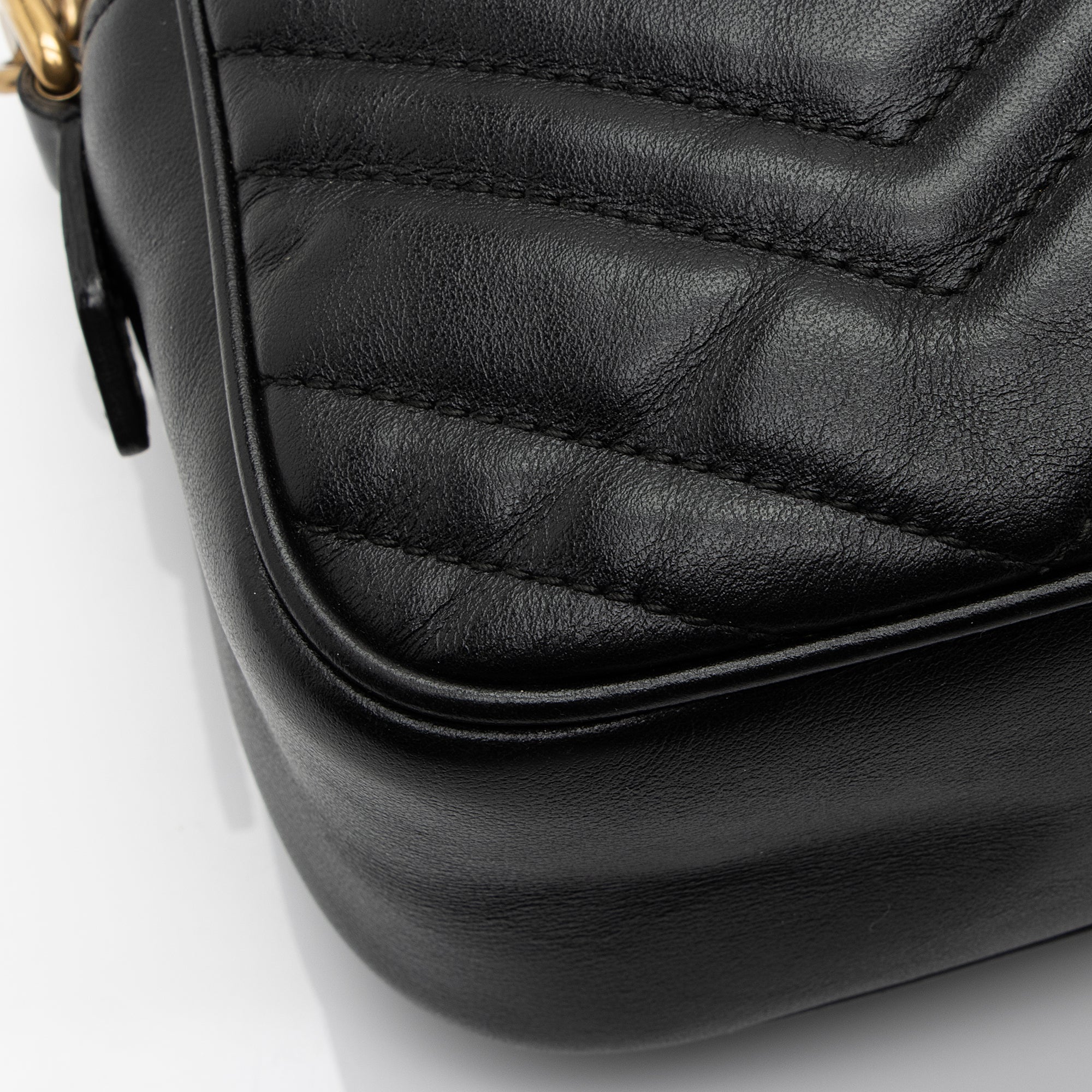 Gucci Matelasse Leather GG Marmont Small Shoulder Bag (SHF-I0ITnn)