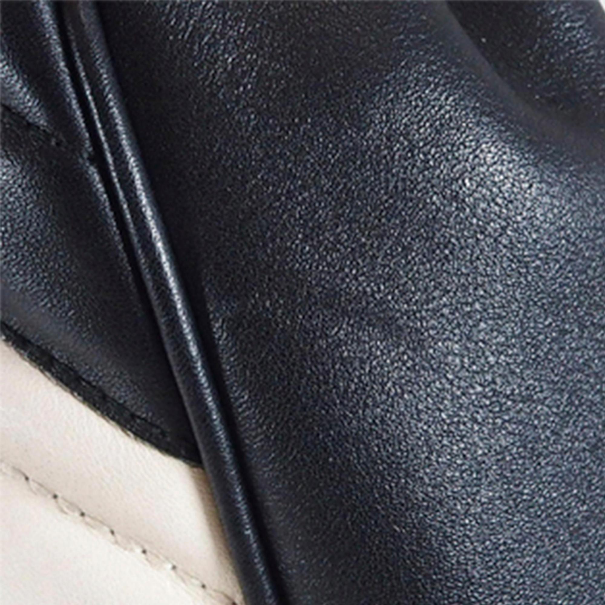 Gucci Medium GG Marmont (SHG-36640)