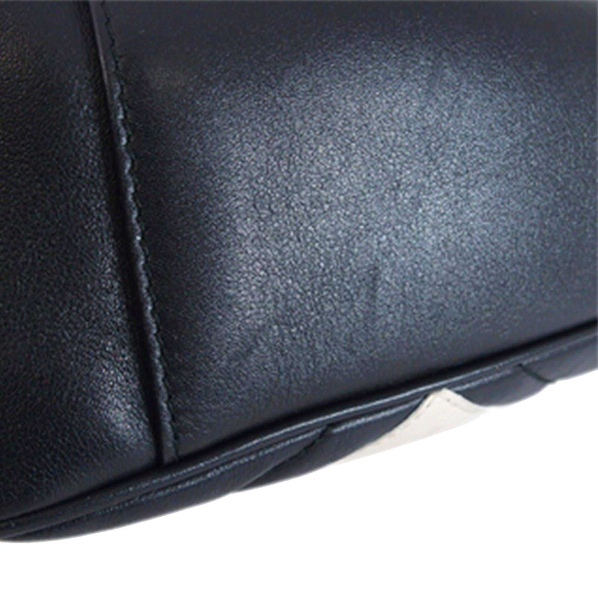 Gucci Medium GG Marmont (SHG-36640)