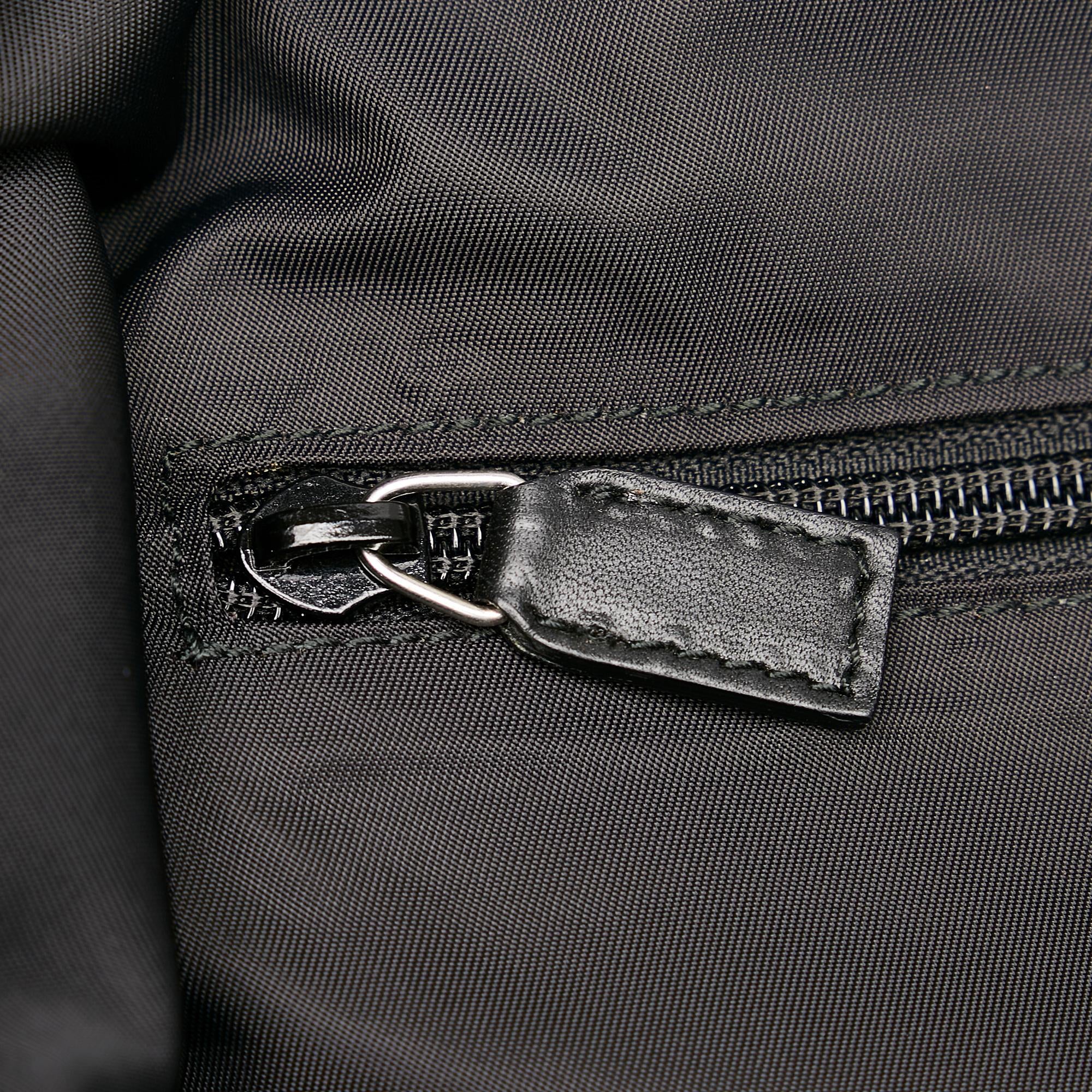 Gucci Nylon Business Bag (SHG-32989)