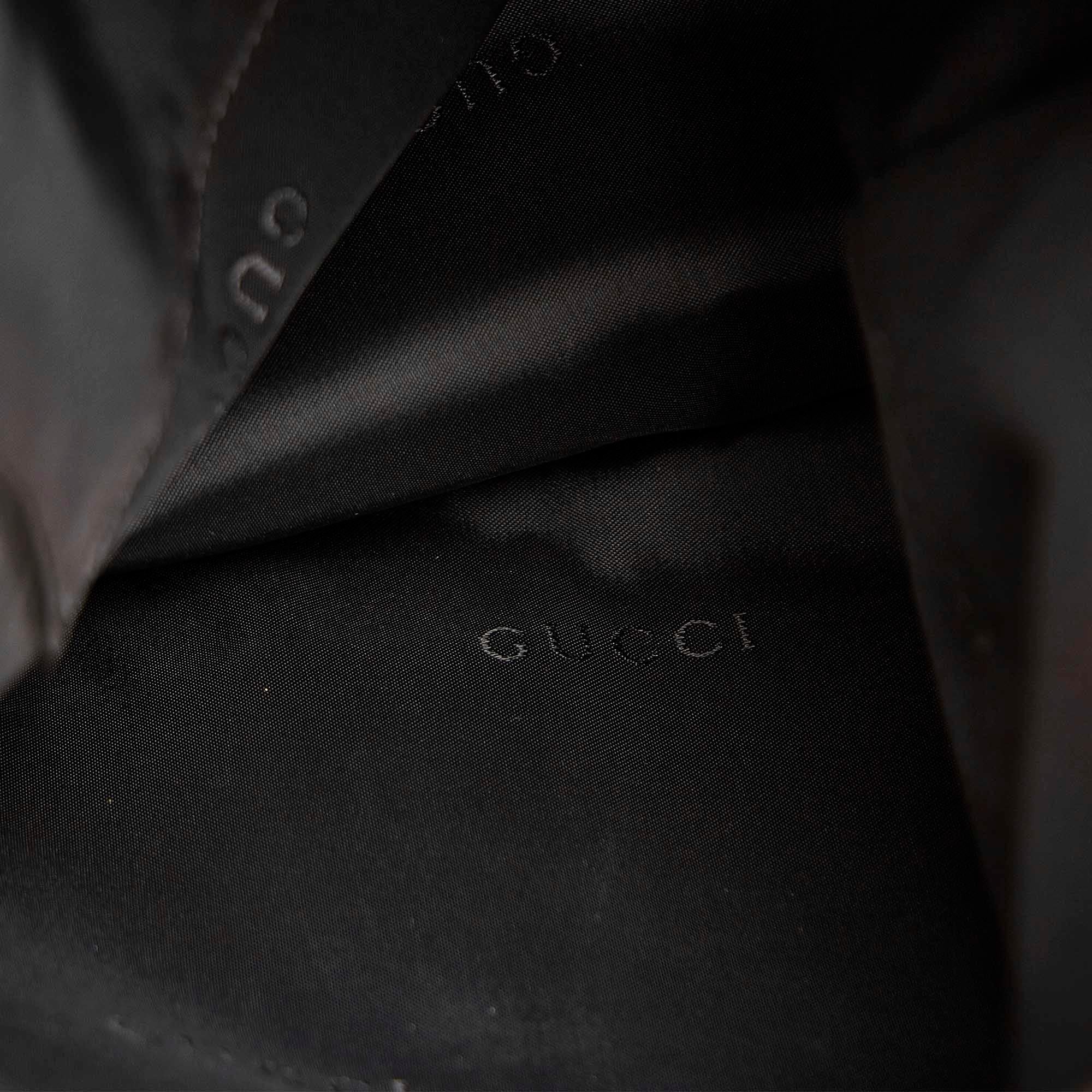 Gucci Nylon Crossbody Bag (SHG-21125)