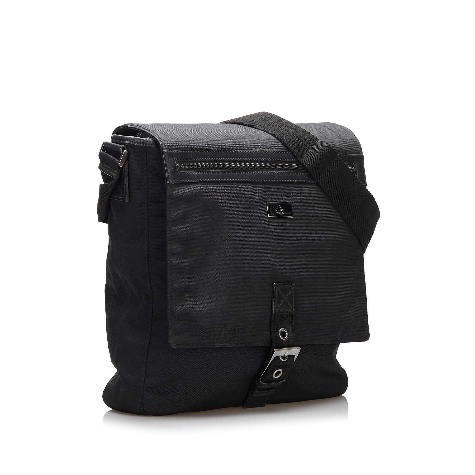 Gucci Nylon Crossbody Bag (SHG-I5GlGn)