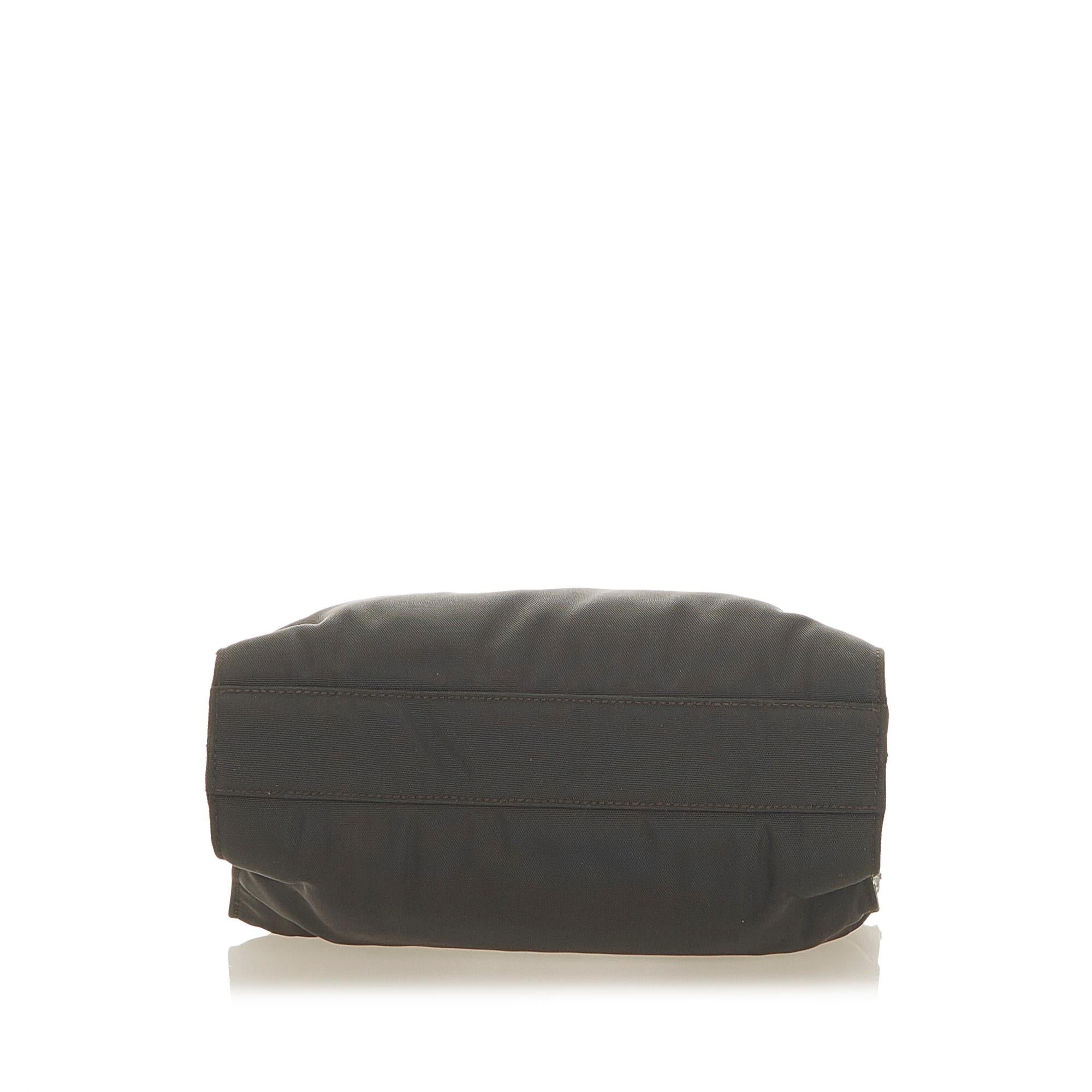 Gucci Nylon Handbag (SHG-36707)