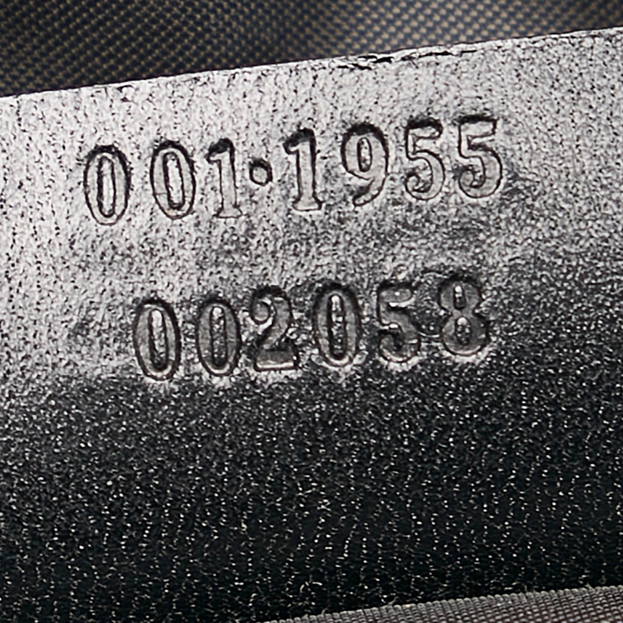 Gucci Nylon Shoulder Bag (SHG-29187)