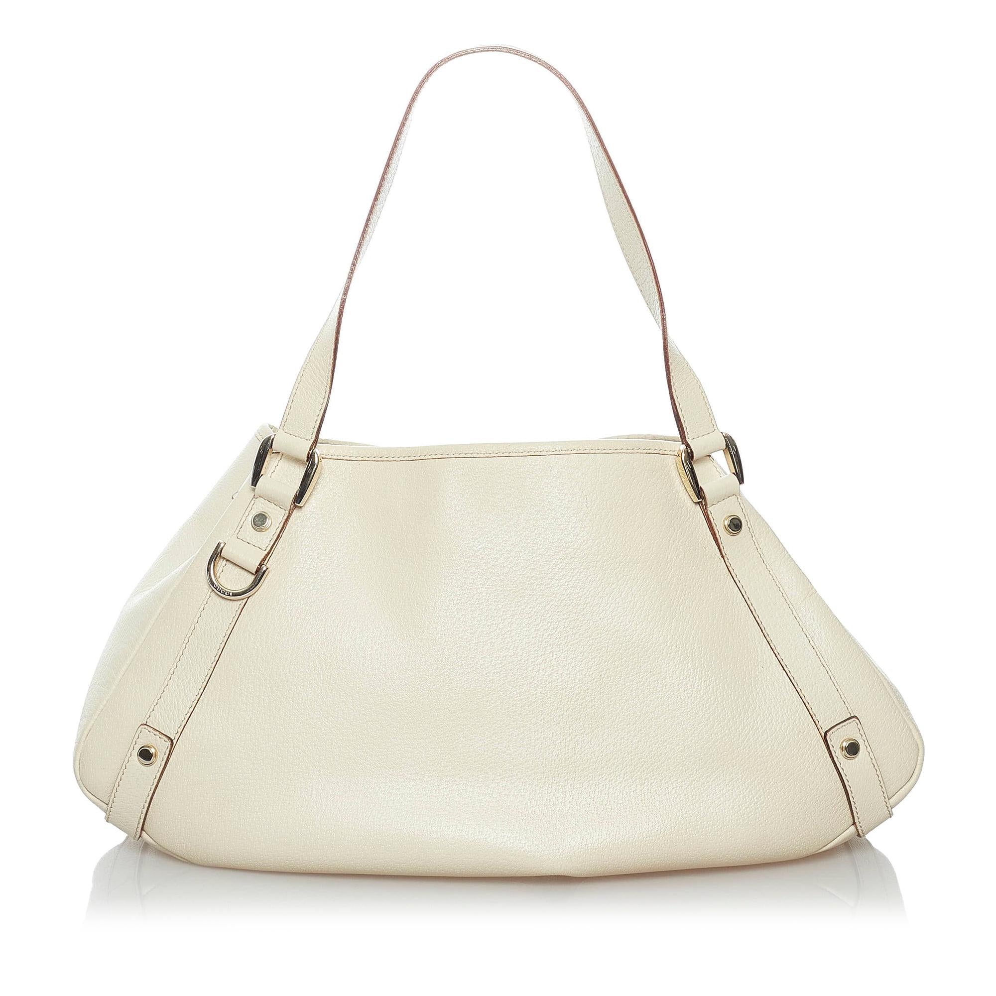 Gucci Pelham Leather Shoulder Bag (SHG-36144)