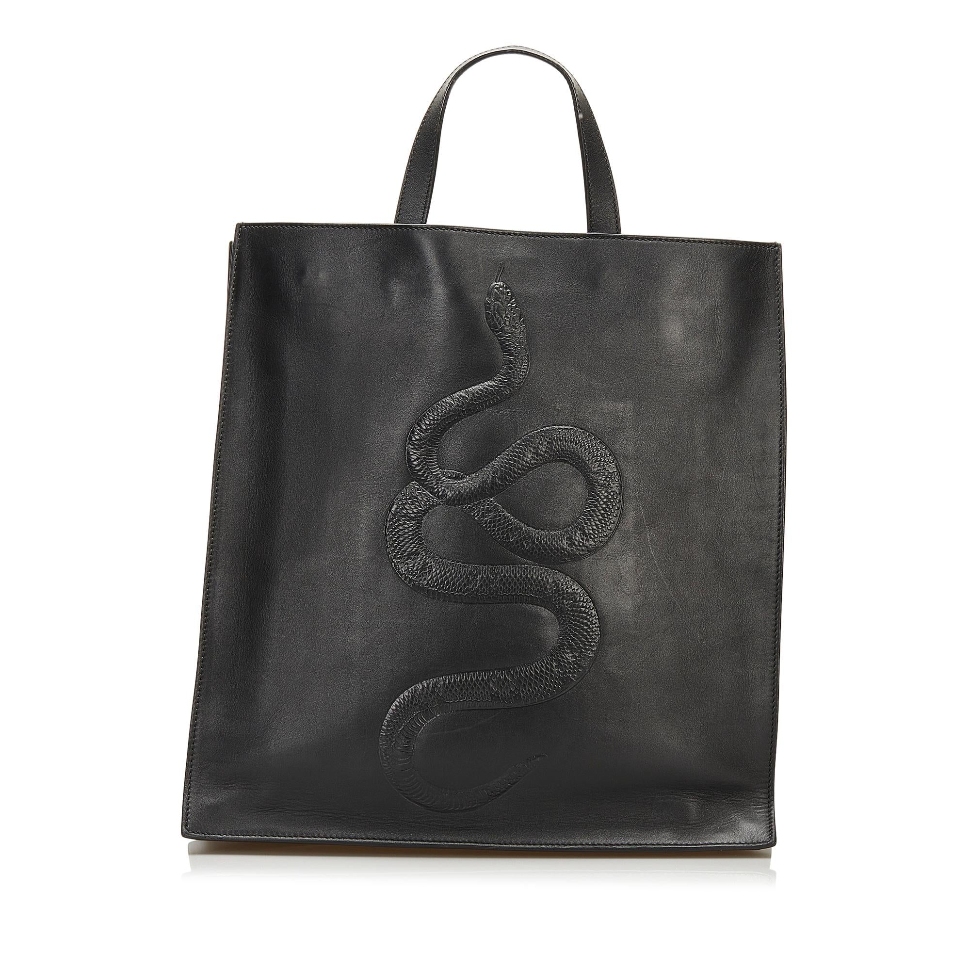 GUCCI レザーバッグ Gucci Snake Embossed Leather Bag (SHG-35956)
