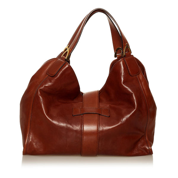 Gucci Interlocking G Chain Patent Leather Shoulder Bag (SHG-28105) – LuxeDH