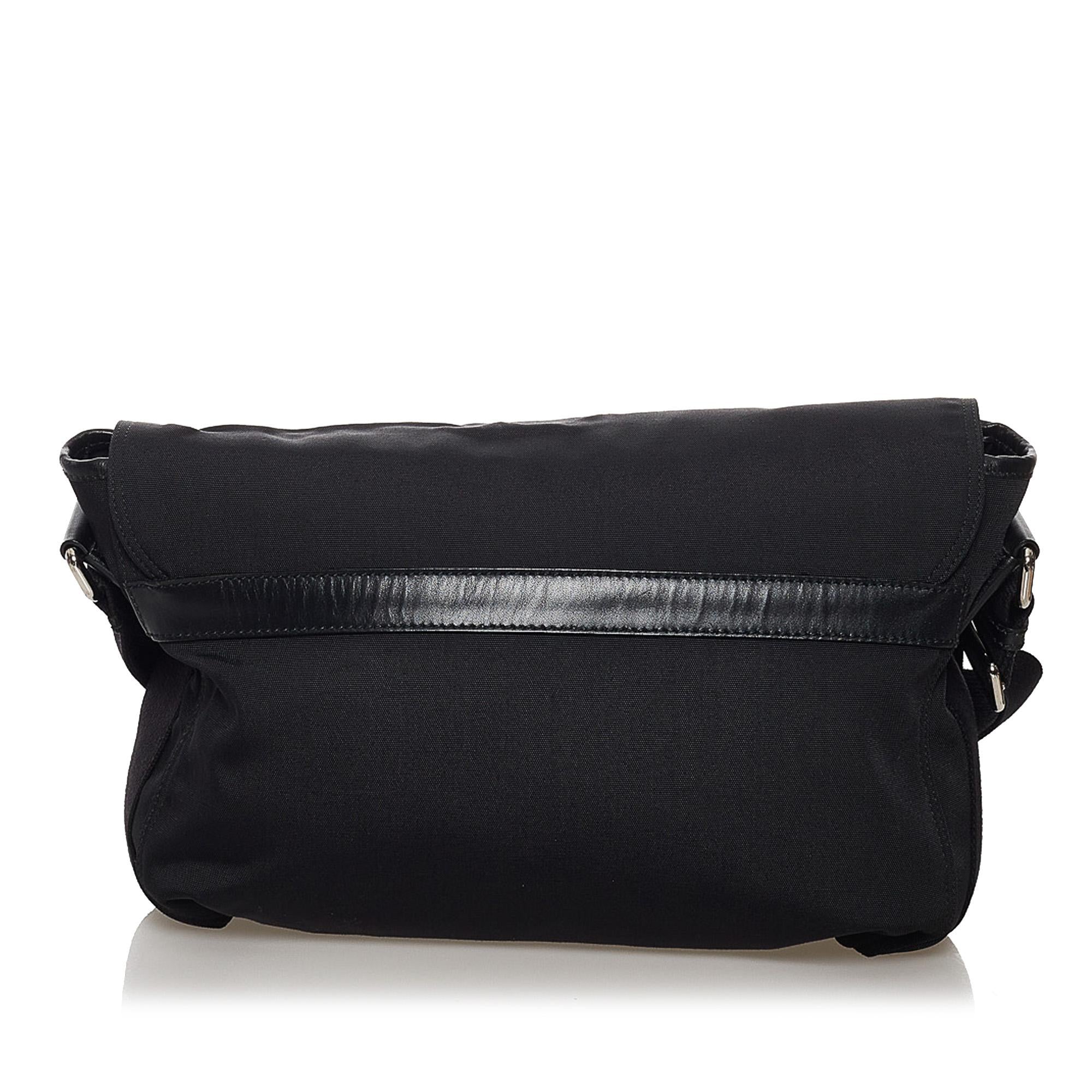 Gucci Web Nylon Crossbody Bag (SHG-31441)