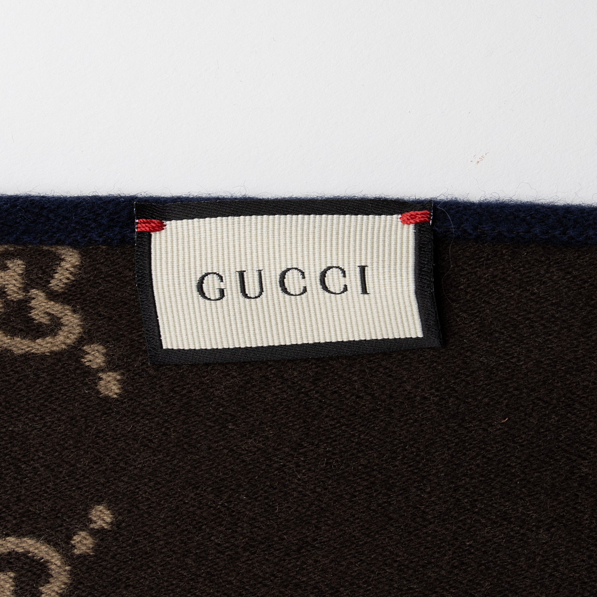 Gucci Wool Silk GG Scarf (SHF-22463)