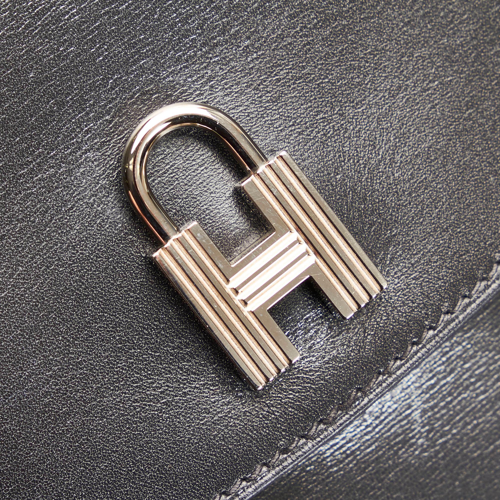 Hermes Box Pochette Cadena Clutch Bag (SHG-36223)