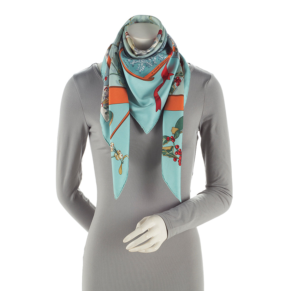 Hermes Silk Neige d'Antan 90cm Scarf (SHF-21080)