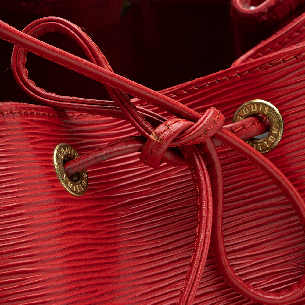 Louis Vuiton Vintage Epi Leather Petit Noe Shoulder Bag (SHF-14895)