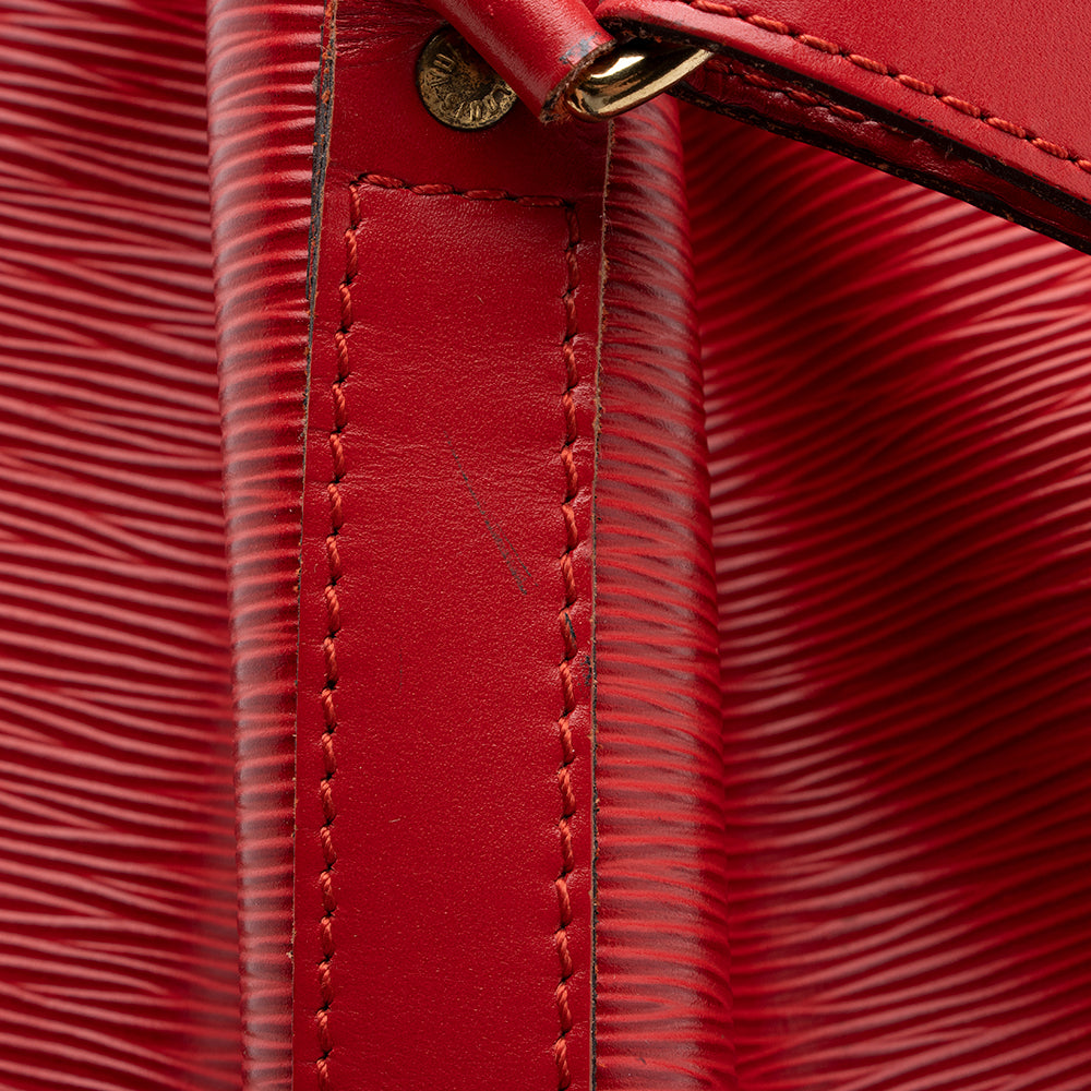 Louis Vuiton Vintage Epi Leather Petit Noe Shoulder Bag (SHF-14895)