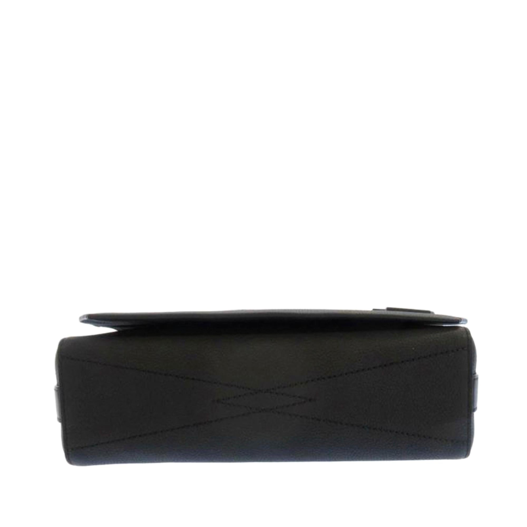 Louis Vuitton Aerogram Crossbody Bag (SHG-36687)