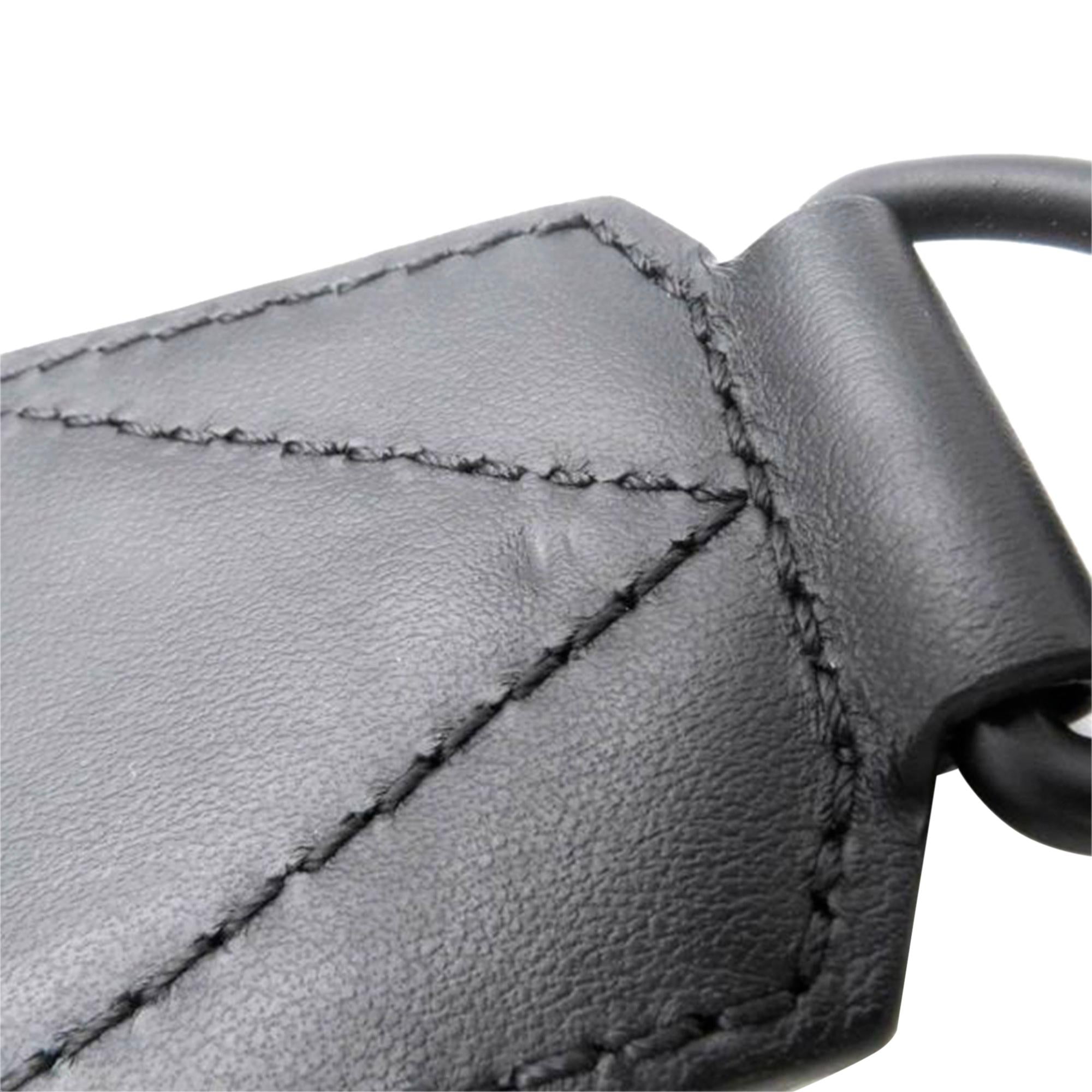 Louis Vuitton Aerogram Crossbody Bag (SHG-36687)