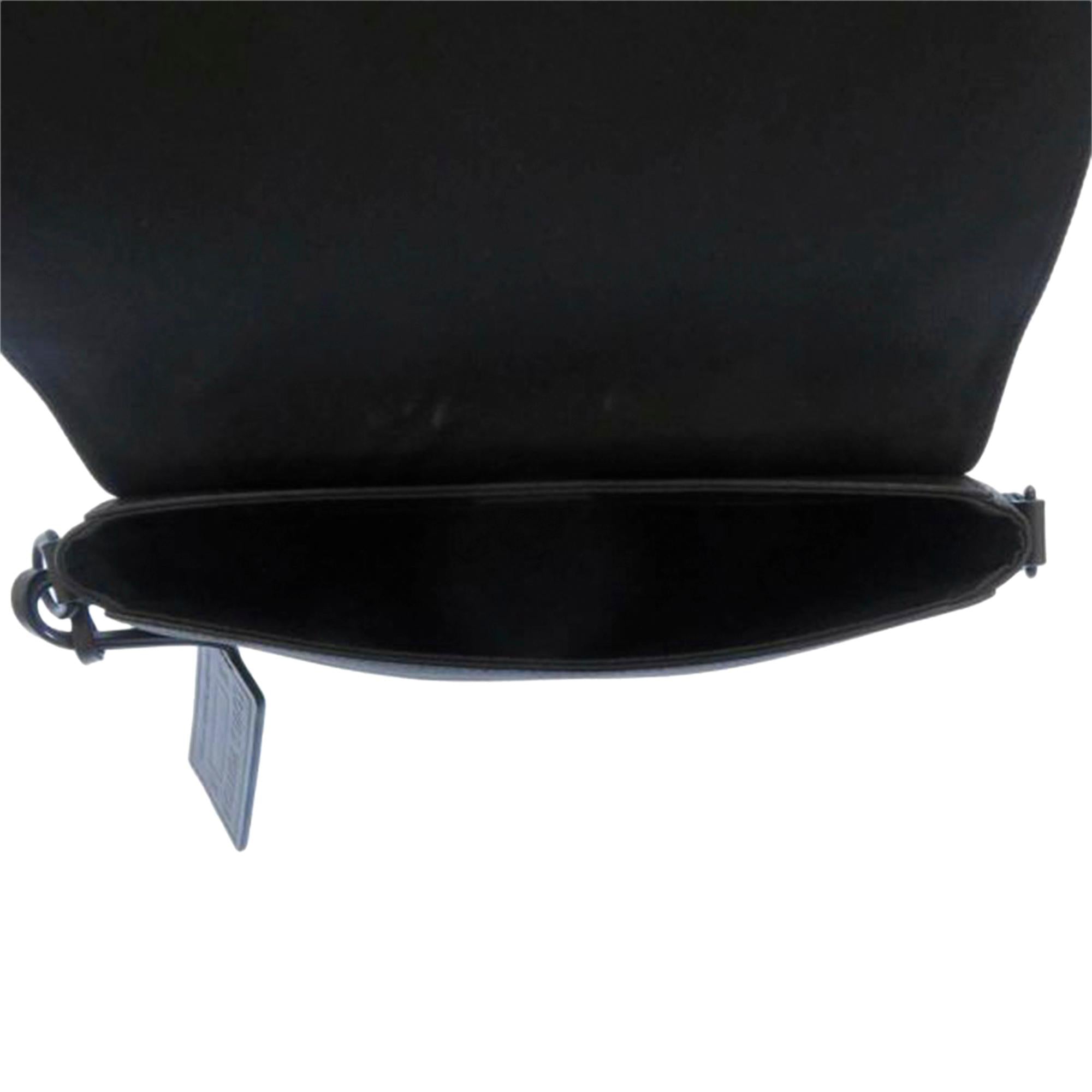 Louis Vuitton Aerogram Crossbody Bag (SHG-36687)