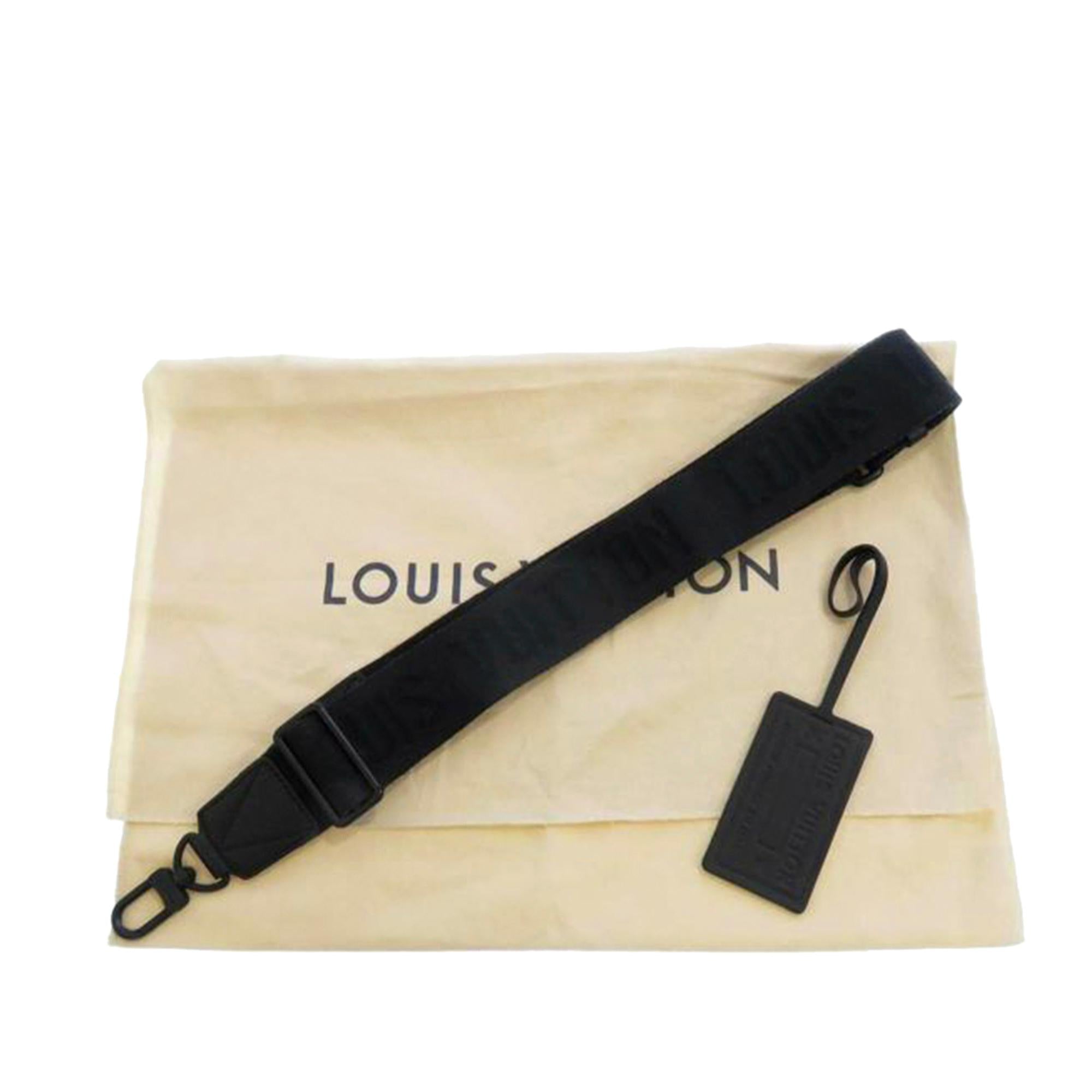Louis Vuitton Aerogram Crossbody Bag (SHG-36687)