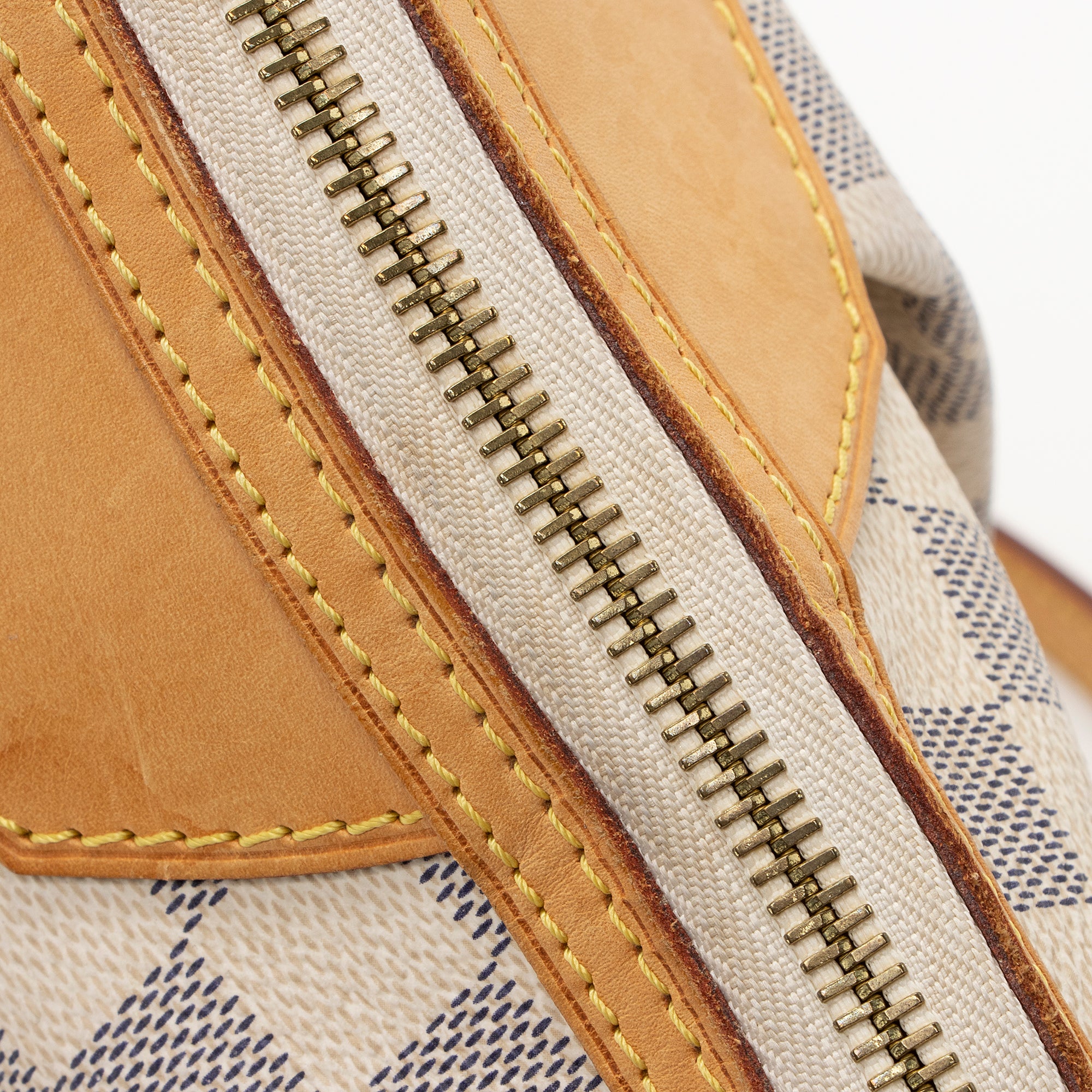 Louis Vuitton Damier Azur Siracusa PM Shoulder Bag (SHF-22193)