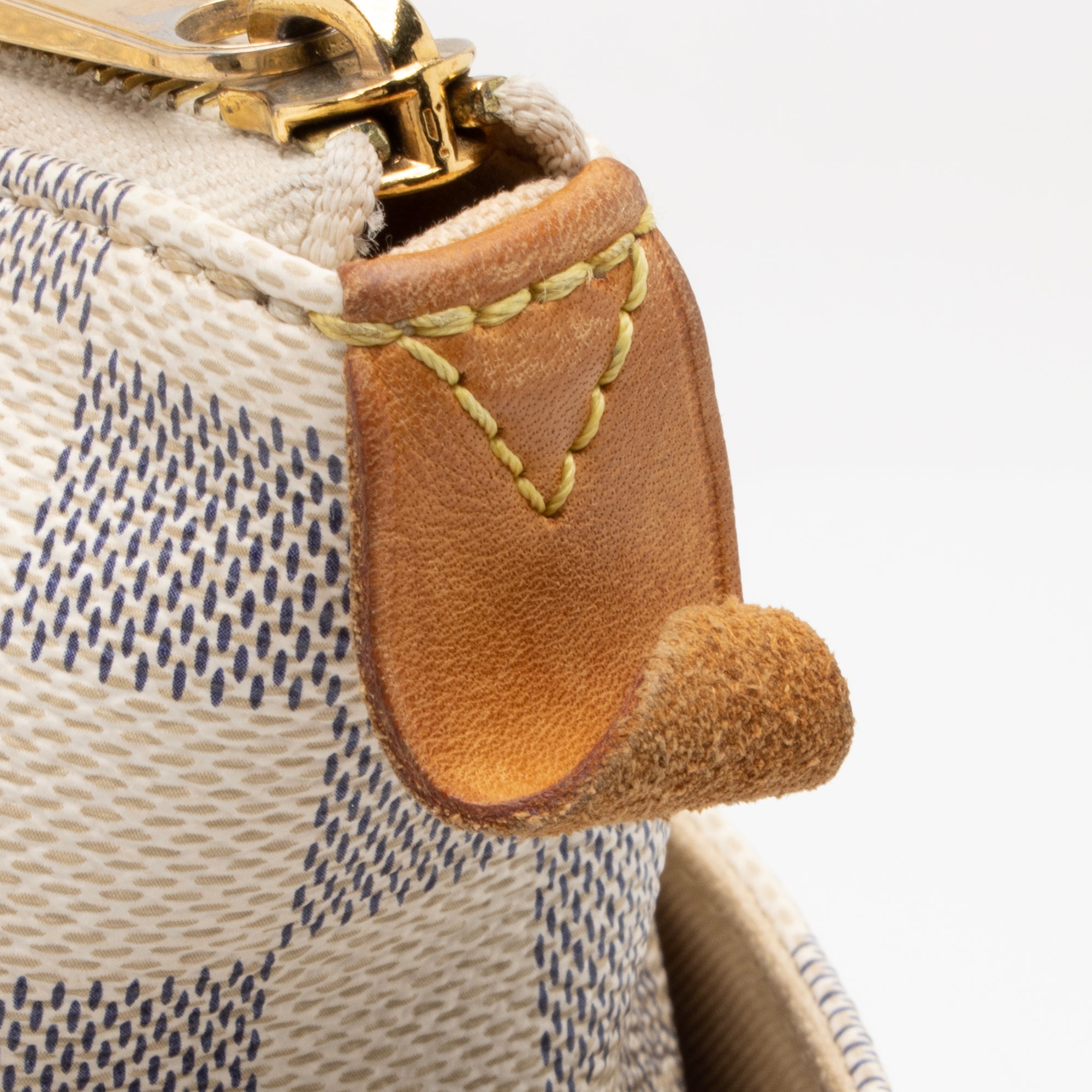 Louis Vuitton Damier Azur Totally PM Tote (SHF-0ghlpw)